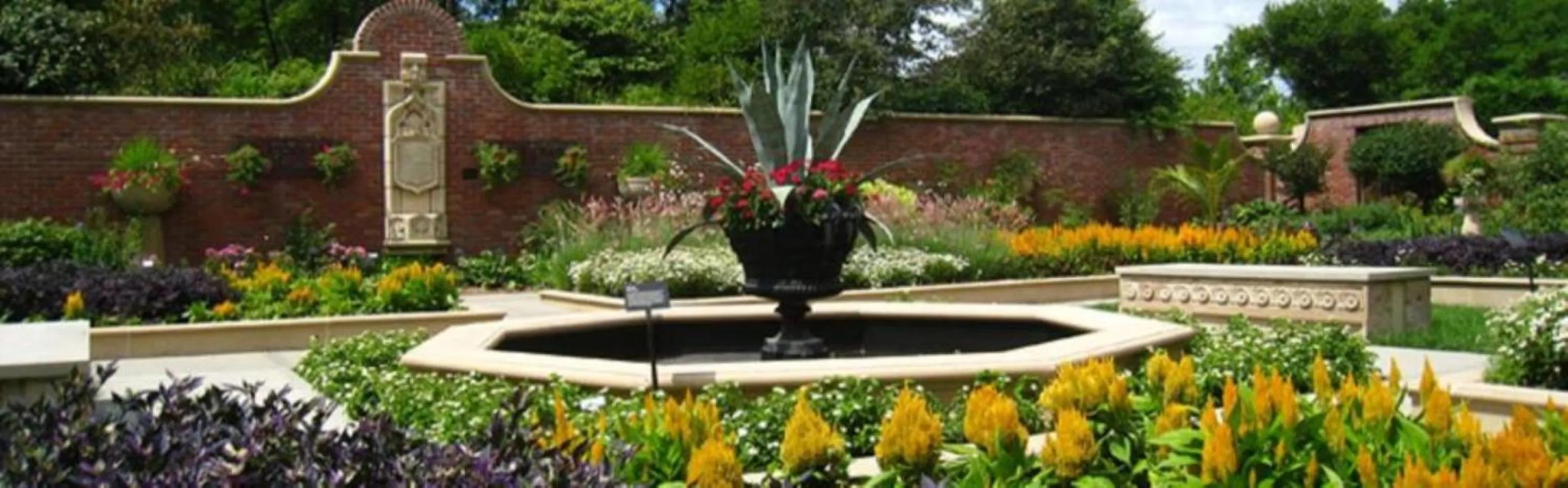 Area and facilities in Holiday Inn Omaha Downtown - Waterpark by IHG