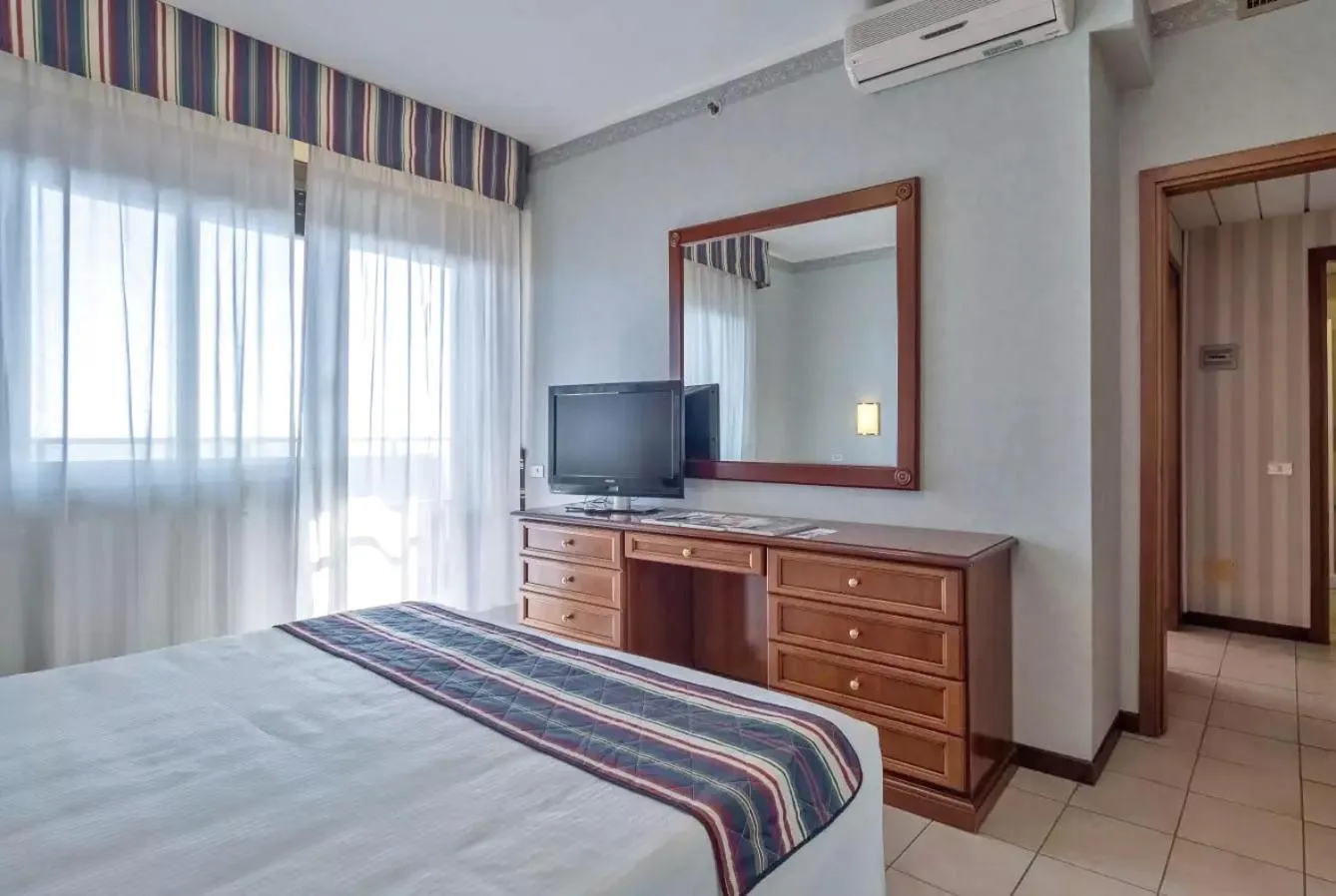 Photo of the whole room, Bed in Ripamonti Residence & Hotel Milano