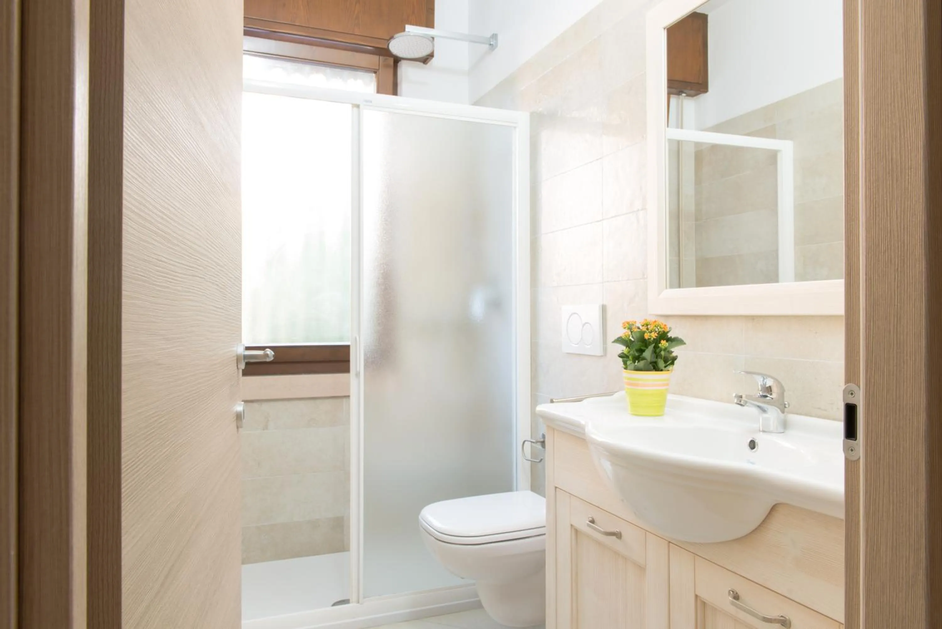 Shower in Residence Terry