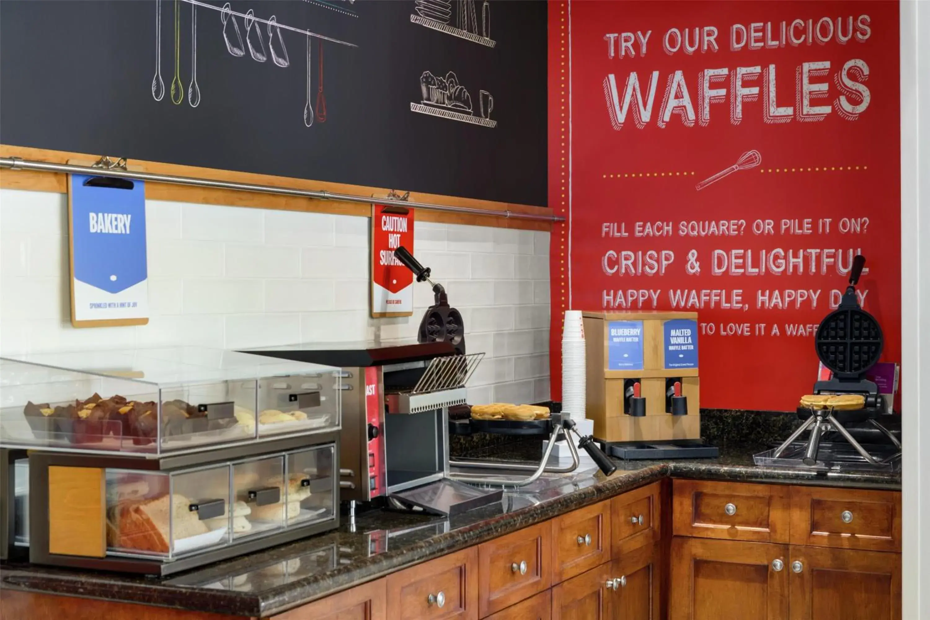 Breakfast in Hampton Inn & Suites Greenville-Downtown-Riverplace Breakfast in Hampton Inn & Suites Greenville-Downtown-Riverplace