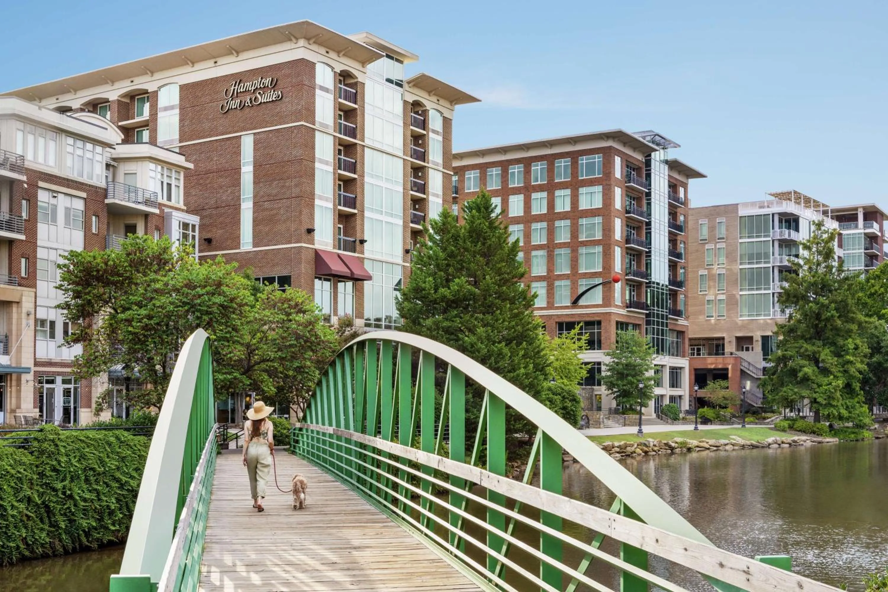 Property building in Hampton Inn & Suites Greenville-Downtown-Riverplace