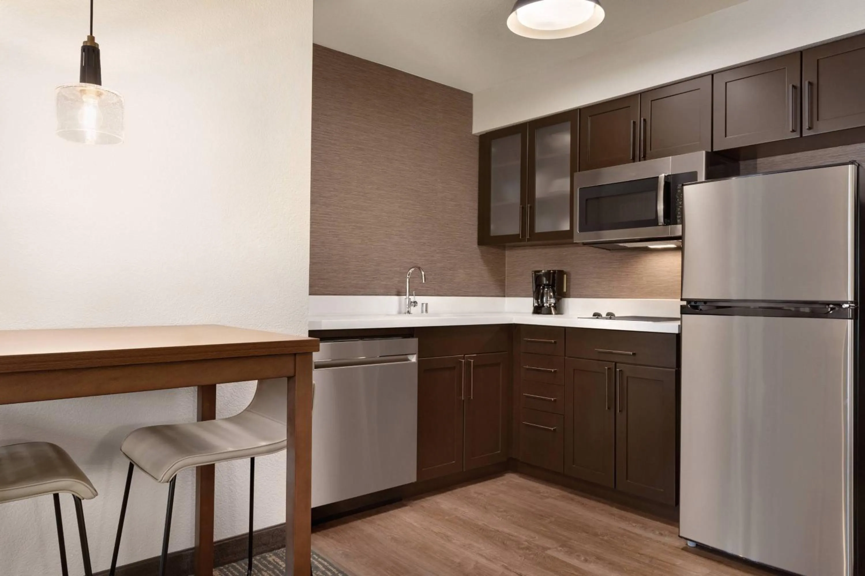Kitchen or kitchenette in Residence Inn Sacramento Folsom