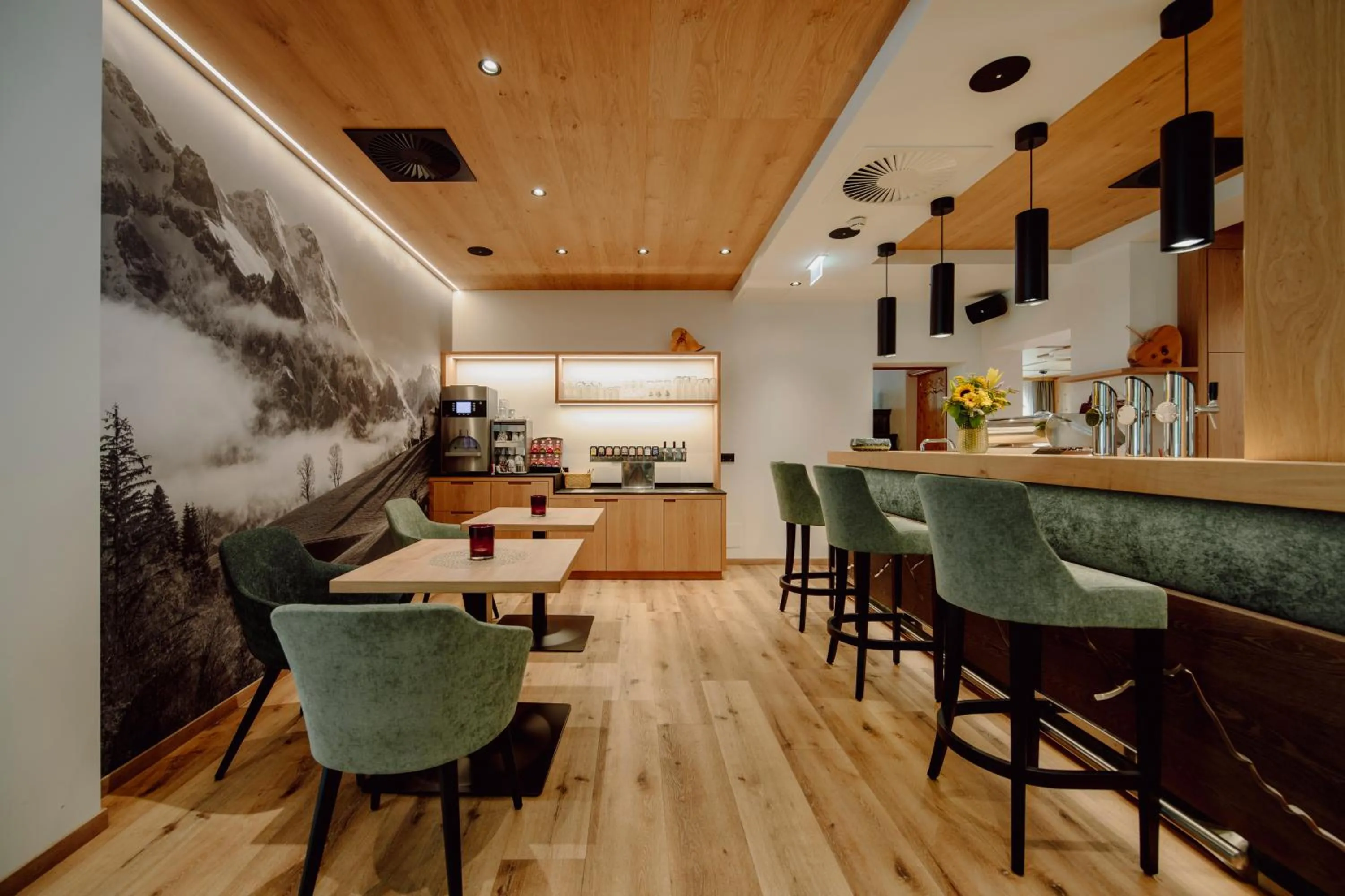 Lounge or bar in Hotel Salzburger Hof