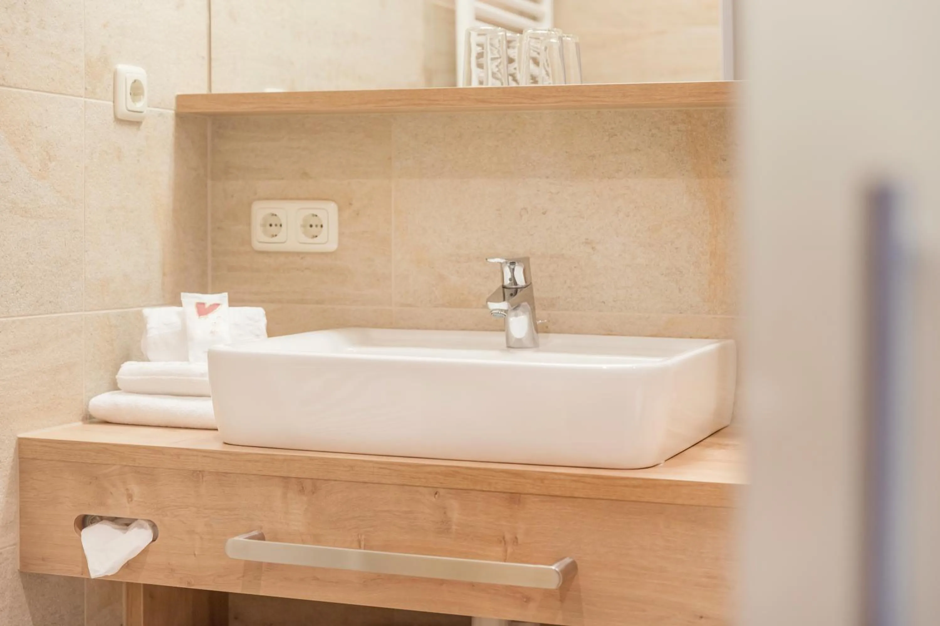 Bathroom in Hotel Salzburger Hof