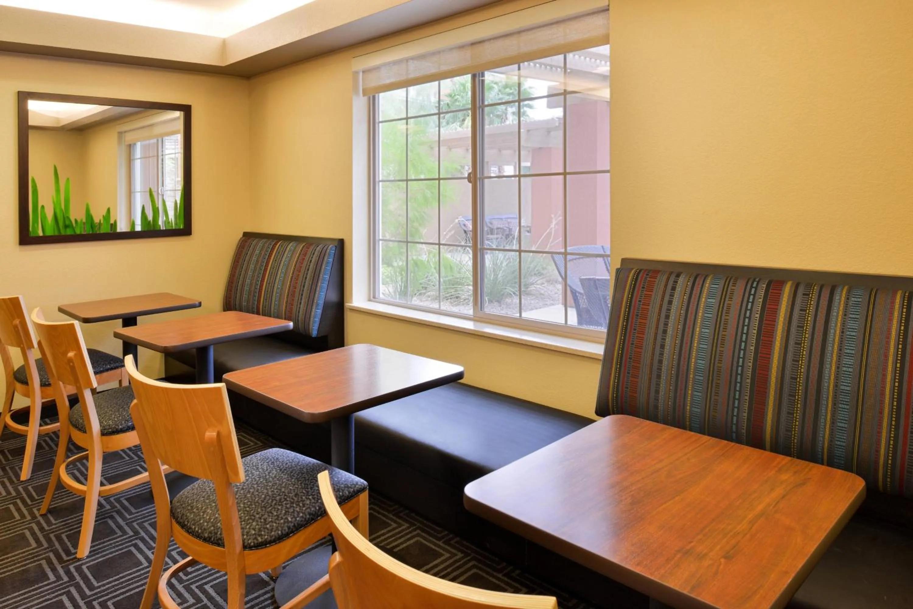 Breakfast in TownePlace Suites by Marriott Las Vegas Henderson