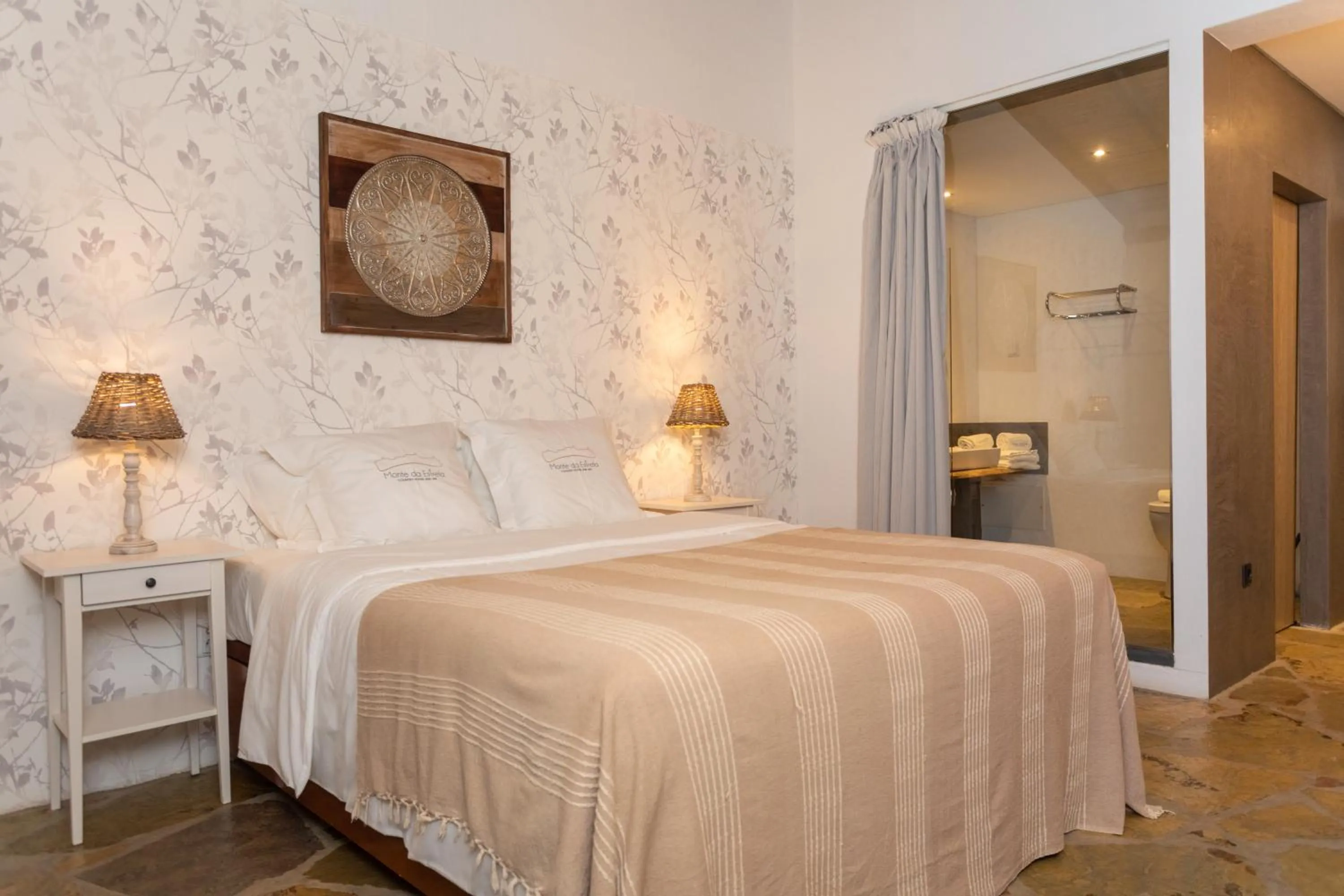 Photo of the whole room, Bed in Monte da Estrela - Country House & SPA