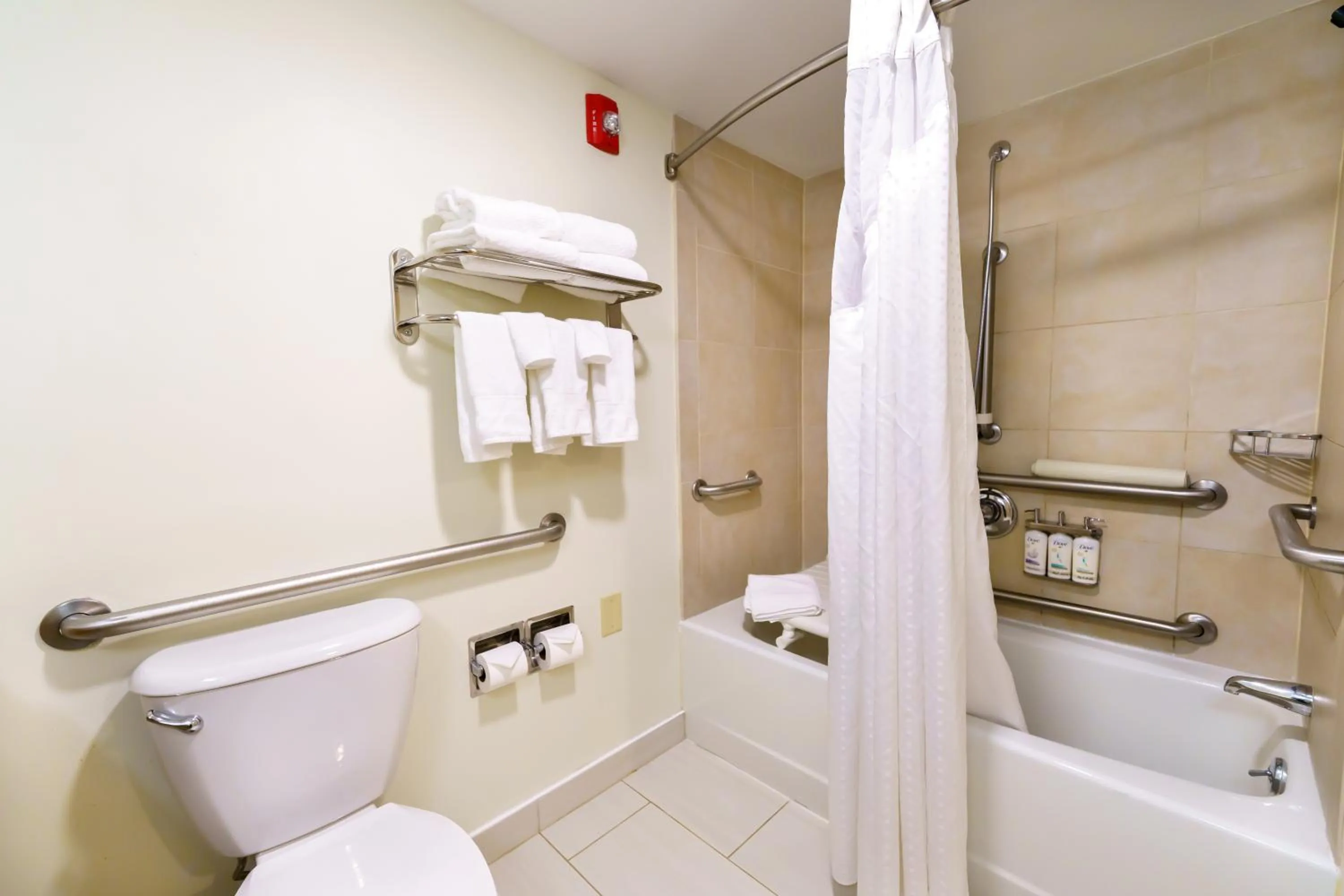 Bathroom in Iris Hotel Cape Cod