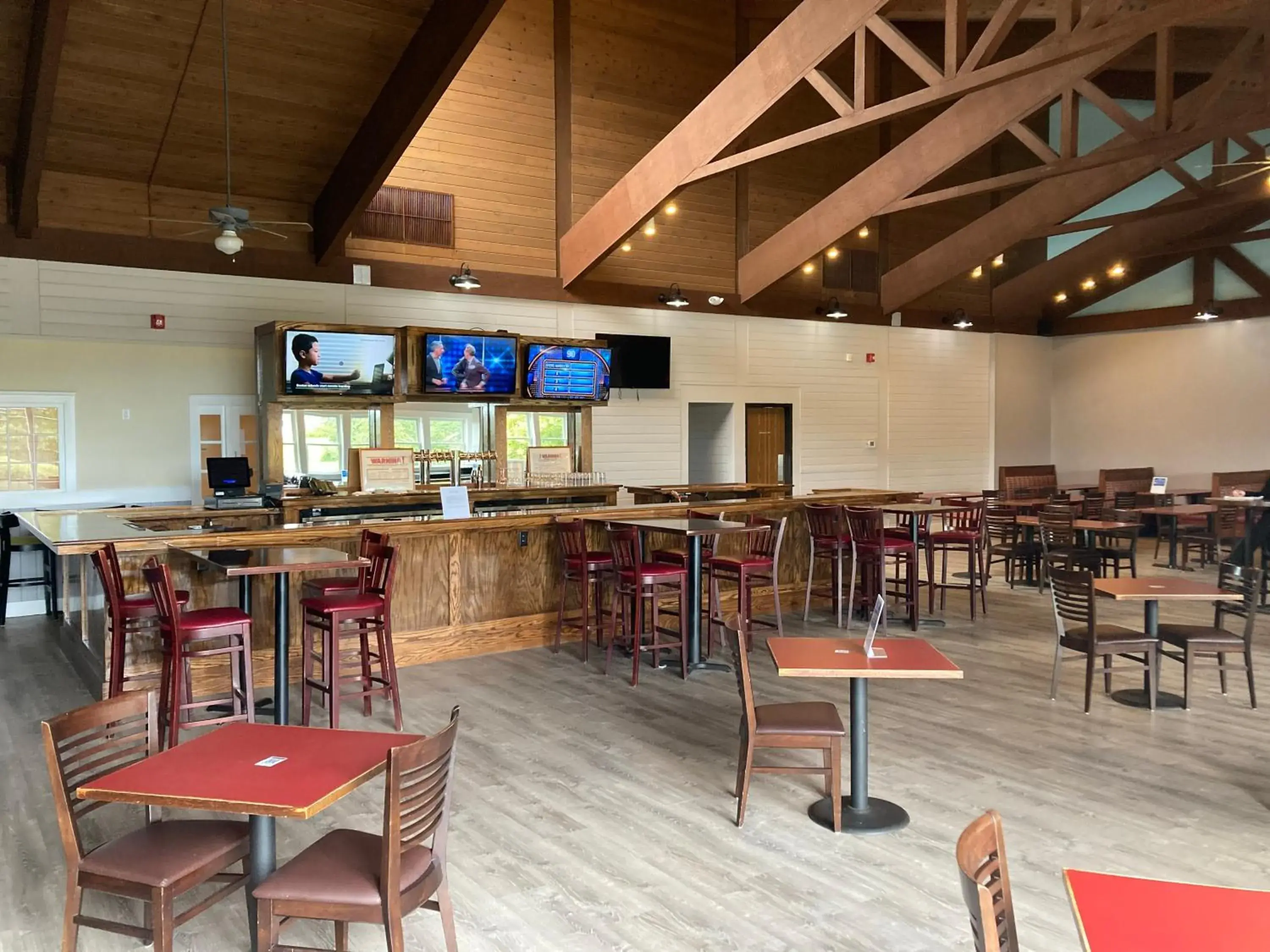 Restaurant/places to eat in Iris Hotel Cape Cod Restaurant/places to eat in Iris Hotel Cape Cod