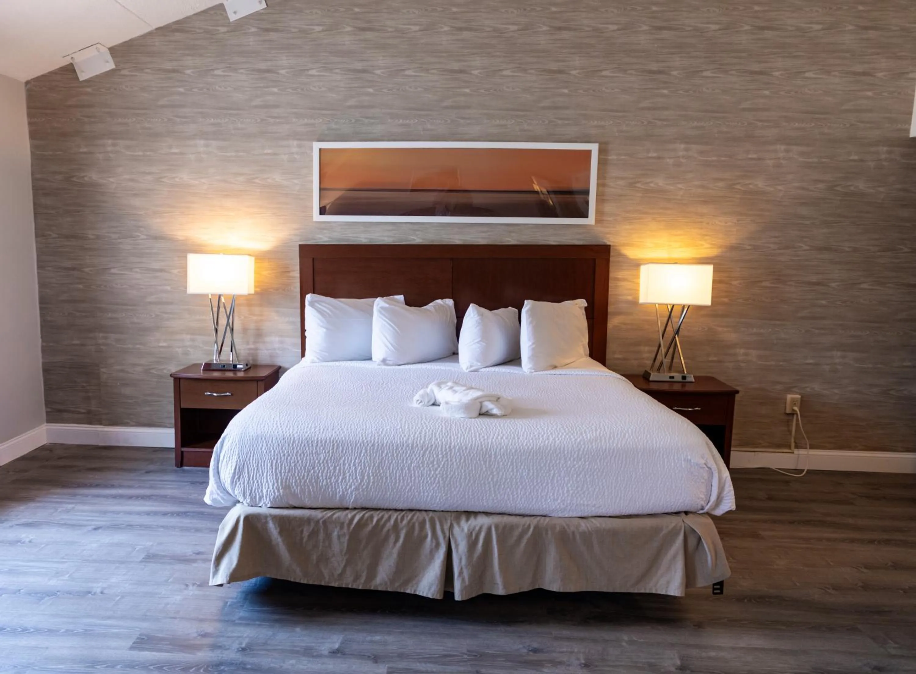 Bed in Iris Hotel Cape Cod