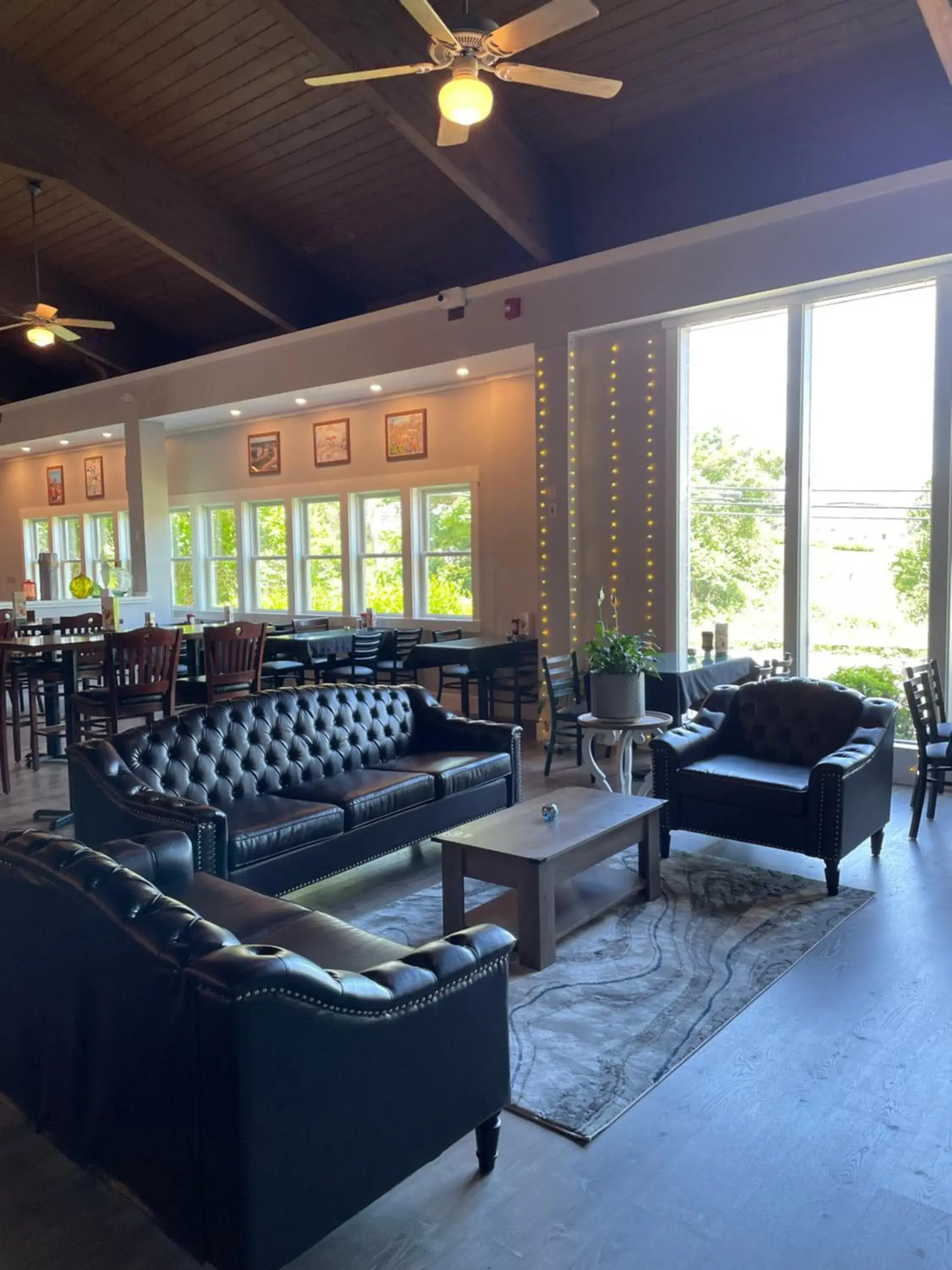 Restaurant/places to eat in Hotel Cape Cod Restaurant/places to eat in Hotel Cape Cod