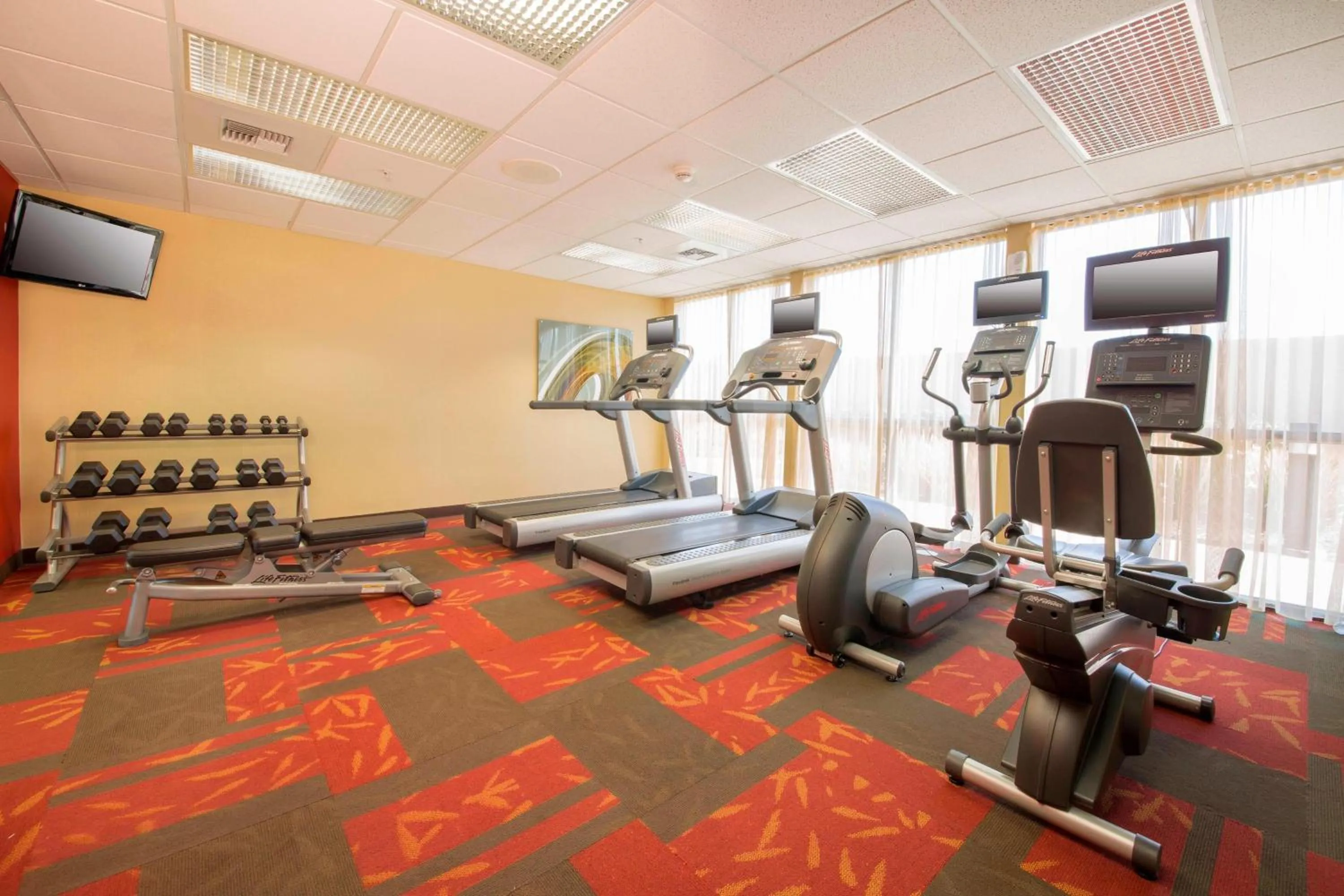 Fitness centre/facilities in Courtyard by Marriott Sacramento Folsom