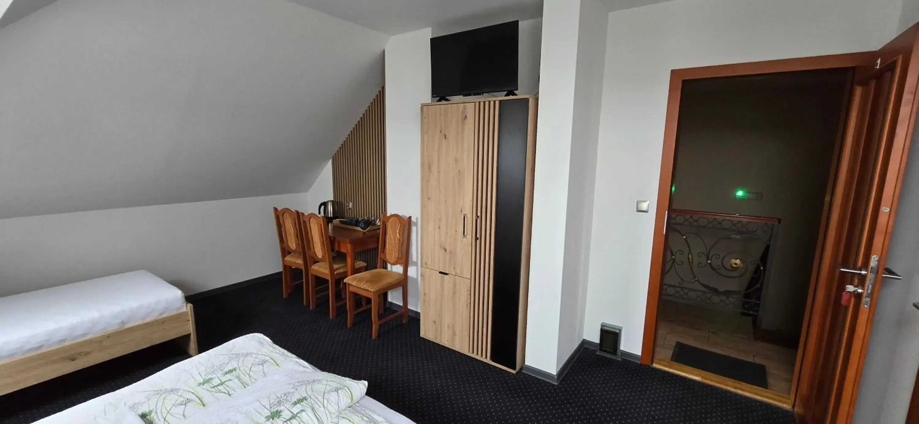 Triple Room with Bathroom in Noclegi Darex Triple Room with Bathroom in Noclegi Darex
