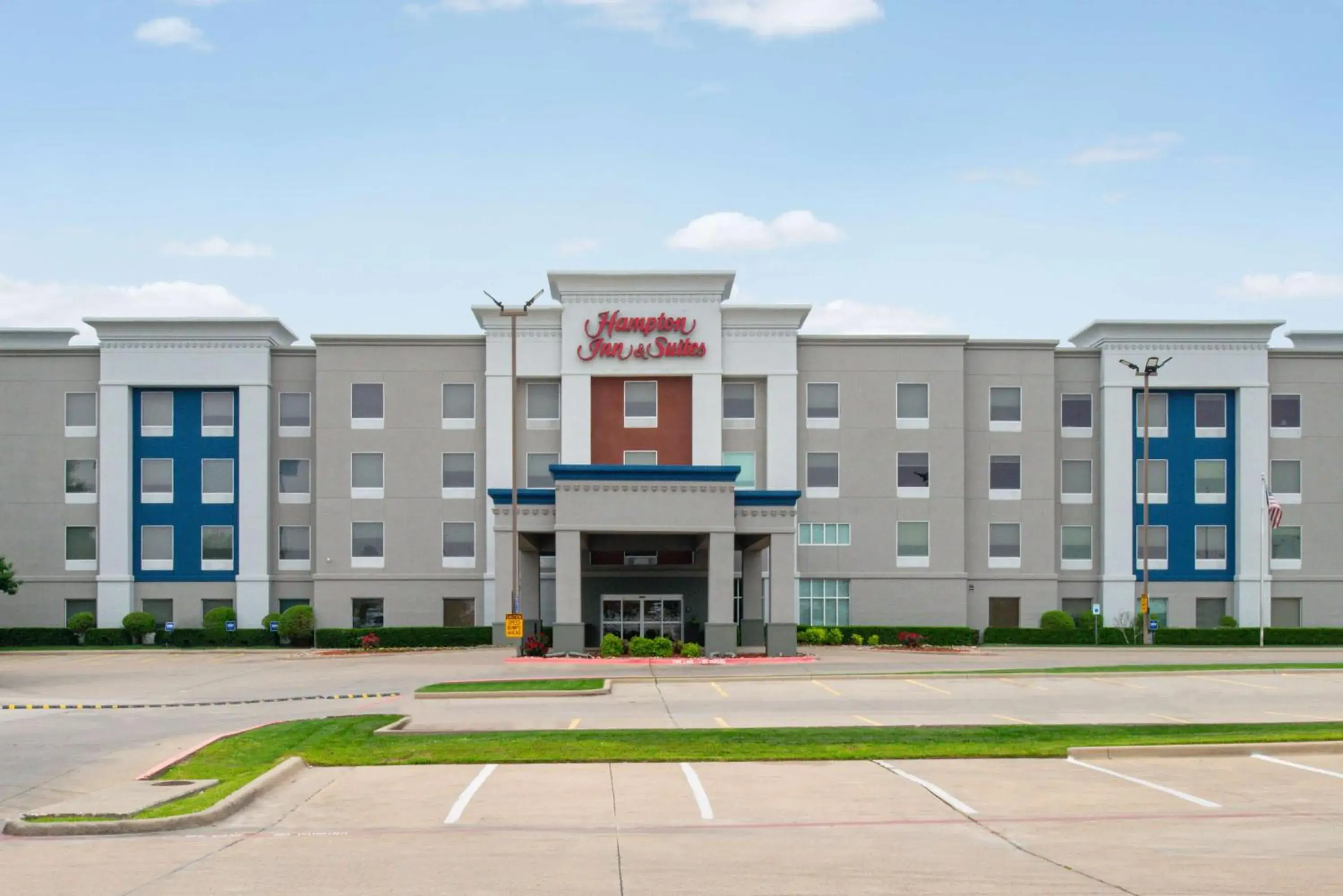 Property building in Hampton Inn & Suites Greenville Property building in Hampton Inn & Suites Greenville