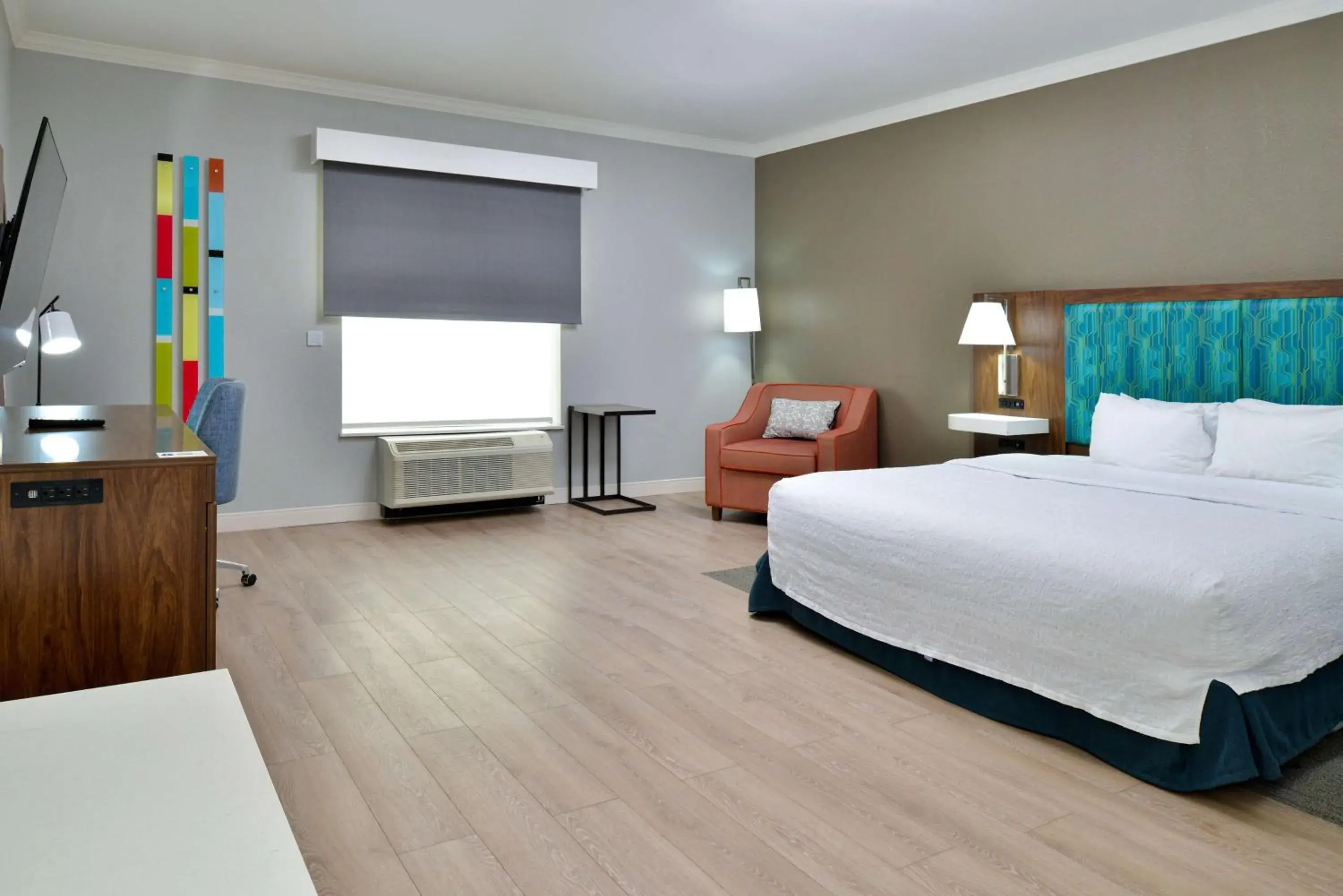 Bed in Hampton Inn & Suites Greenville Bed in Hampton Inn & Suites Greenville