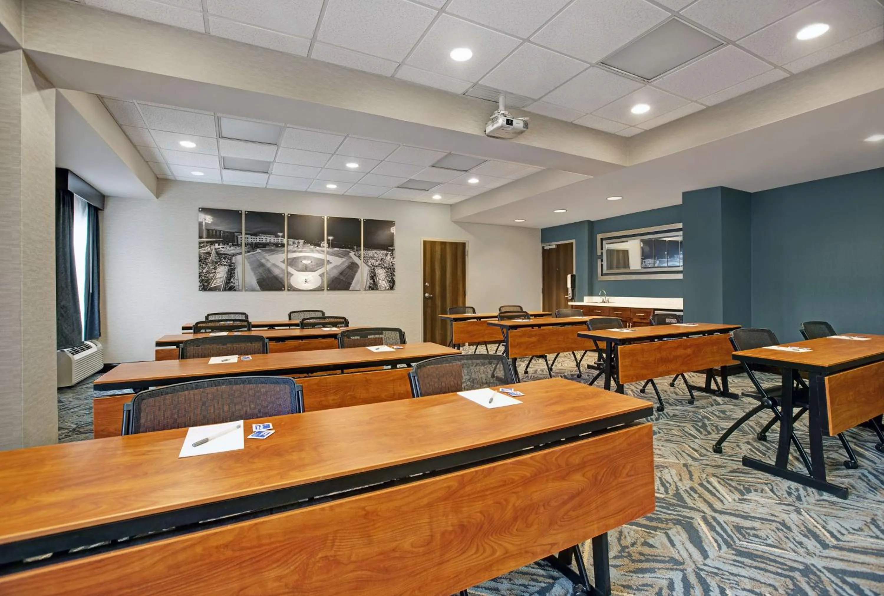 Meeting/conference room in Hampton Inn Greenville/Woodruff Road