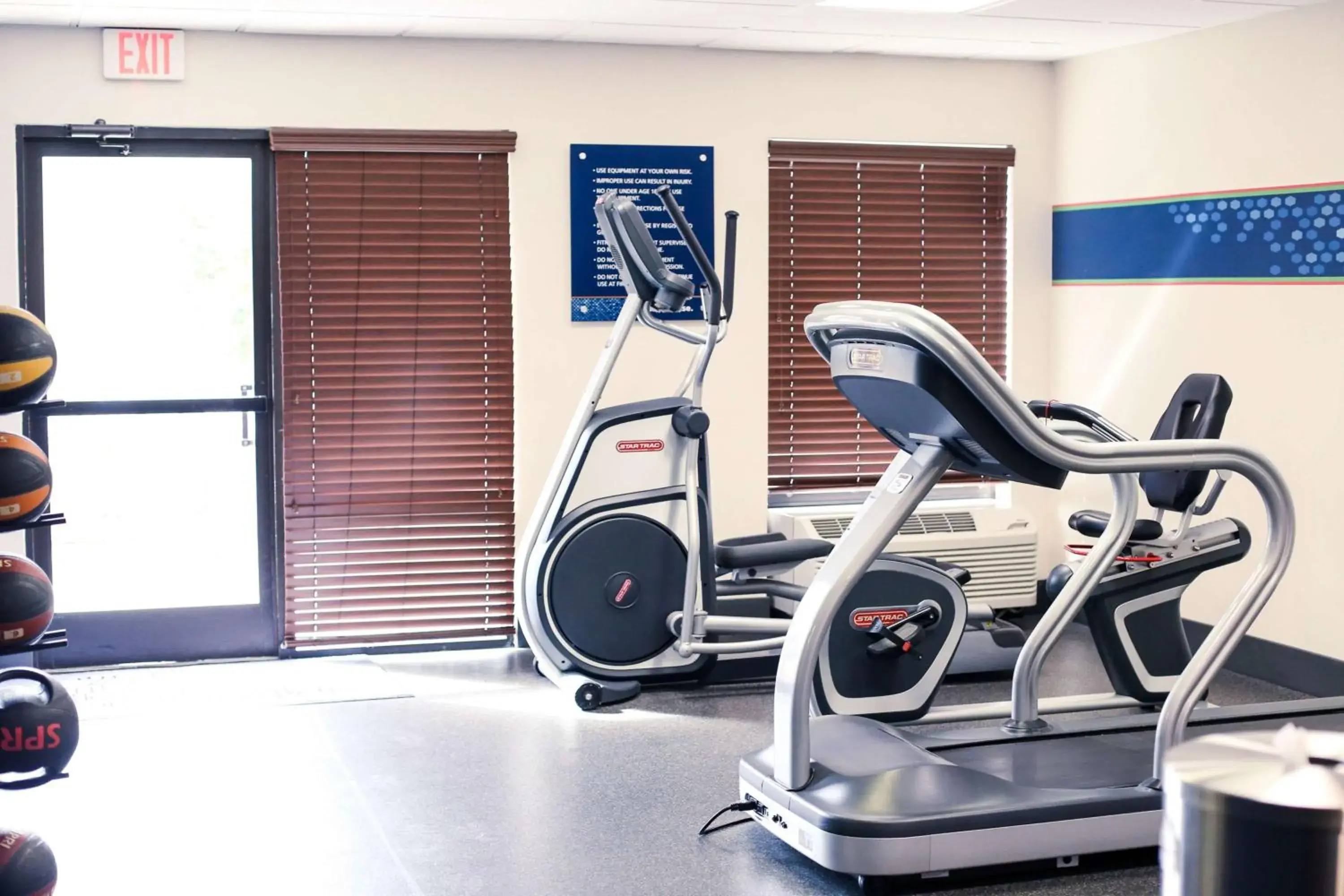 Fitness centre/facilities in Hampton Inn Greeneville Fitness centre/facilities in Hampton Inn Greeneville
