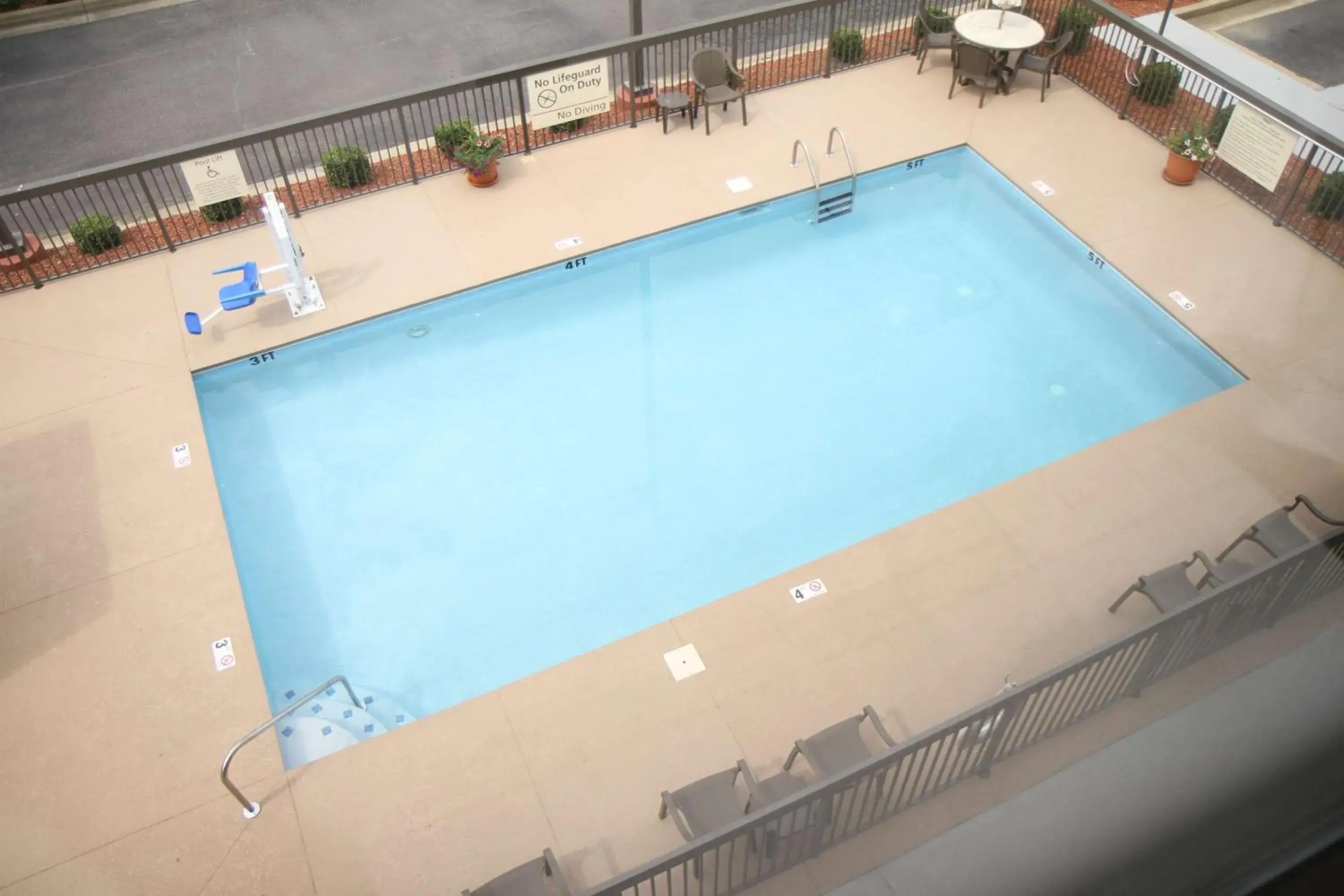 Pool view in Hampton Inn Greeneville Pool view in Hampton Inn Greeneville