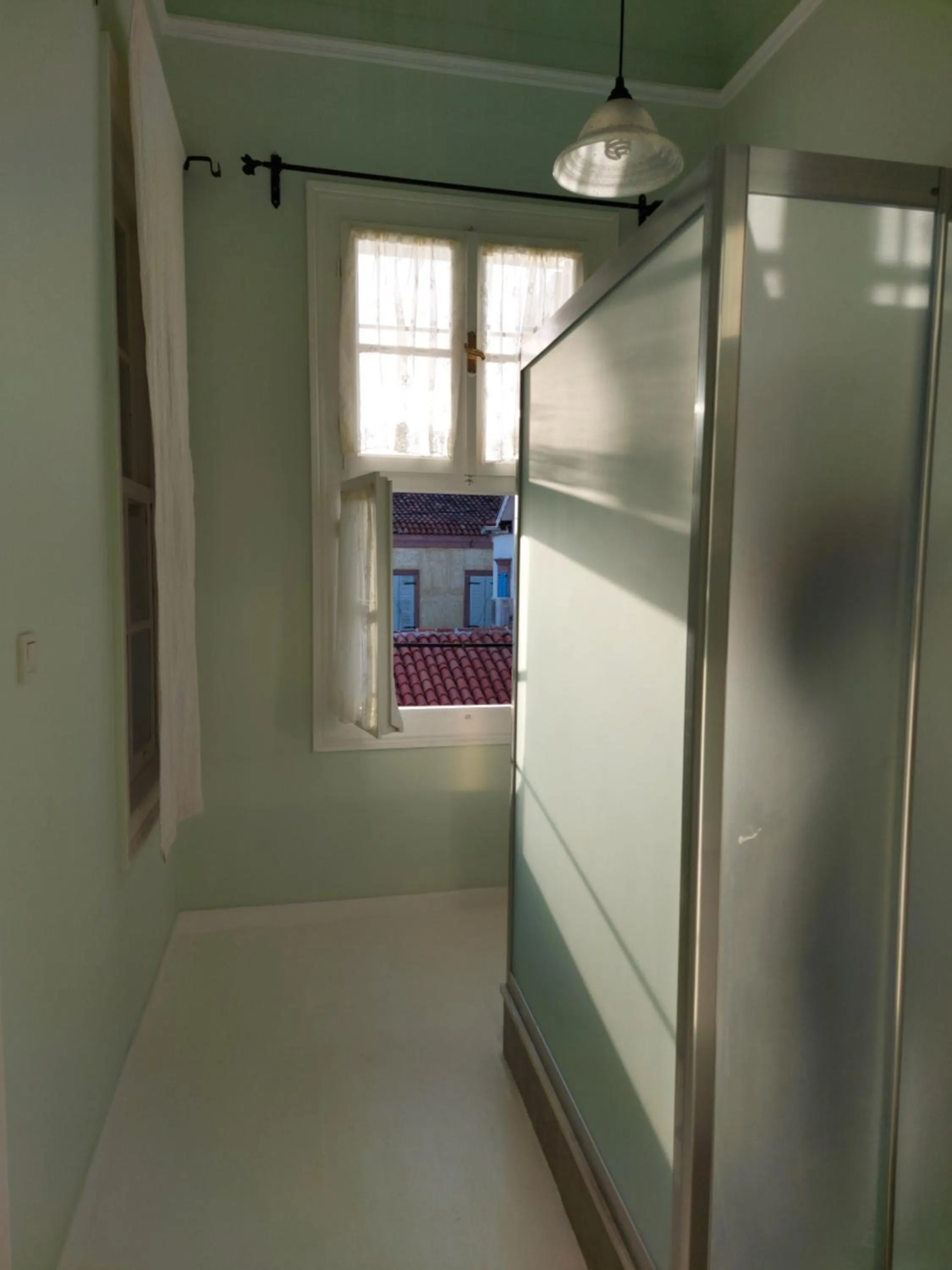 Shower in Eolos House Cunda