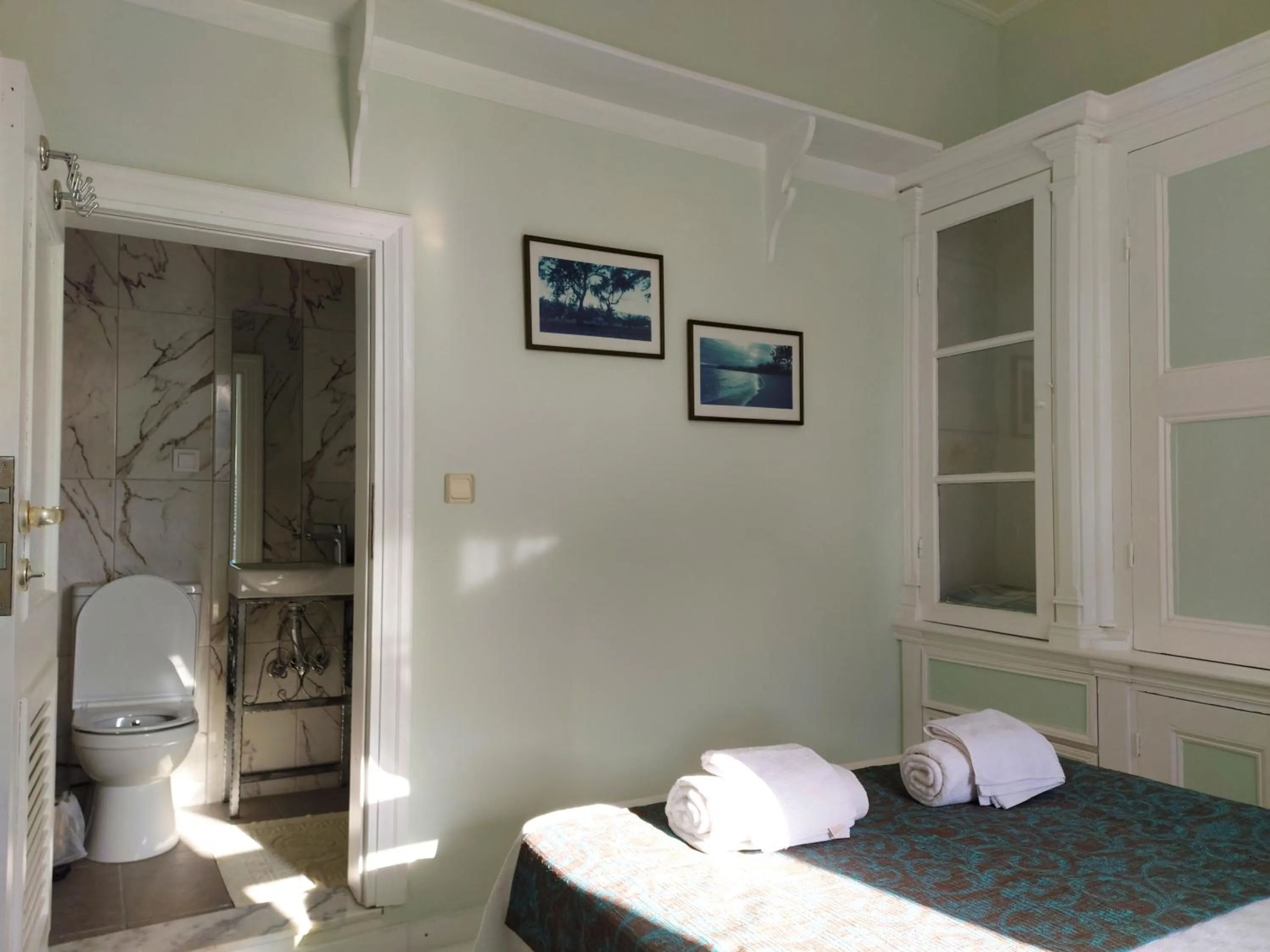 Toilet in Eolos House Cunda