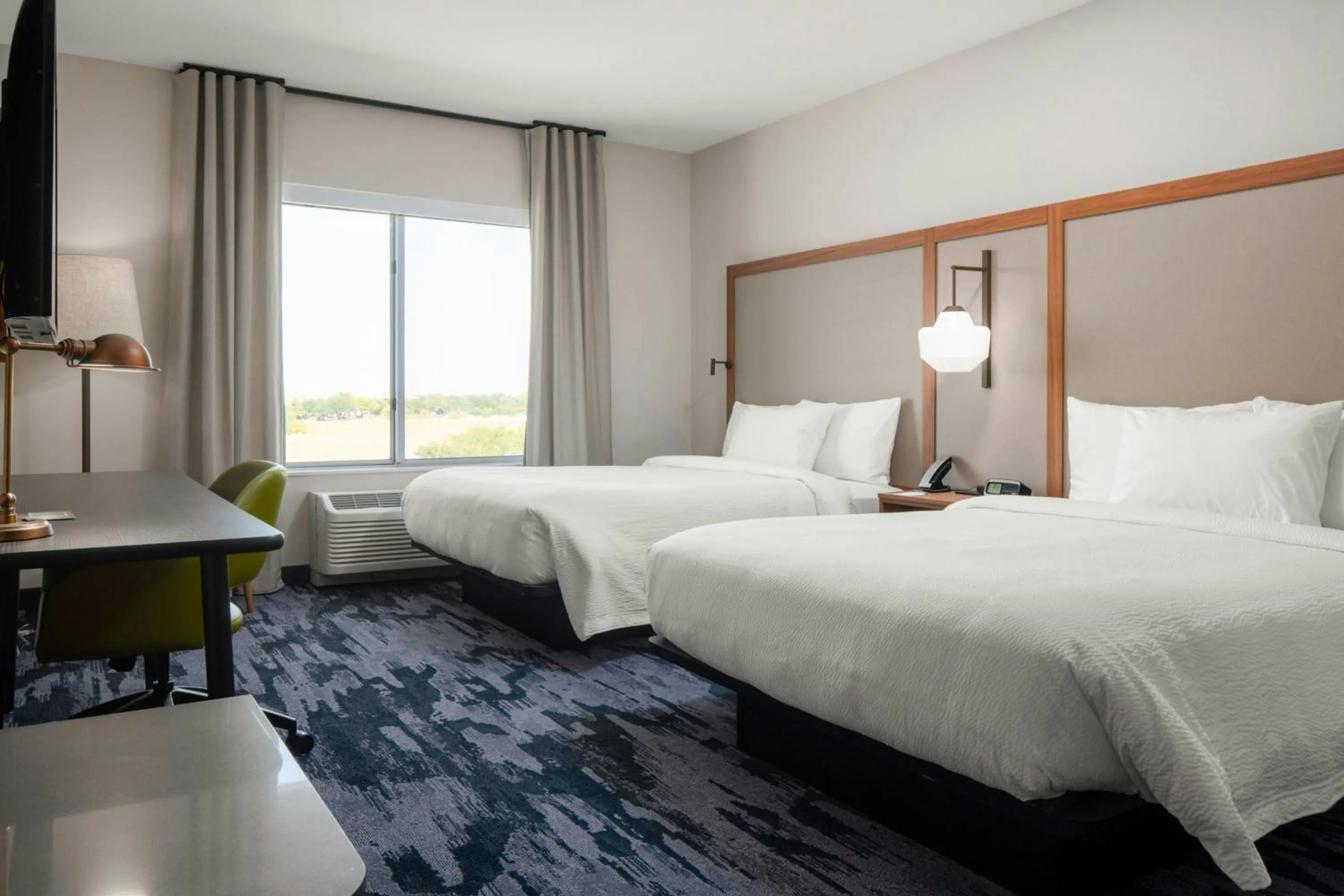 Photo of the whole room, Bed in Fairfield by Marriott Inn & Suites Dallas DFW Airport North, Irving