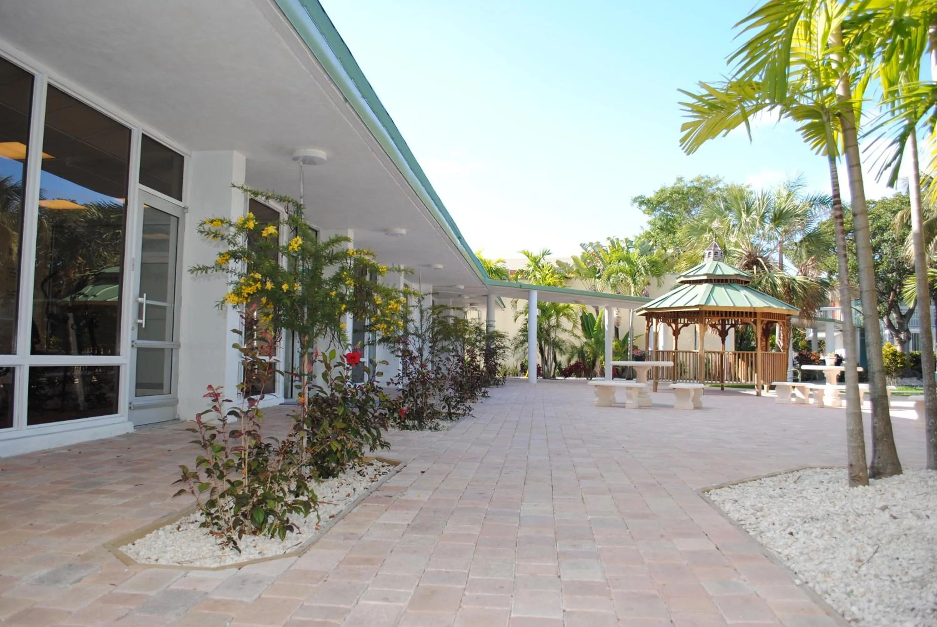 Patio in Floridian Hotel
