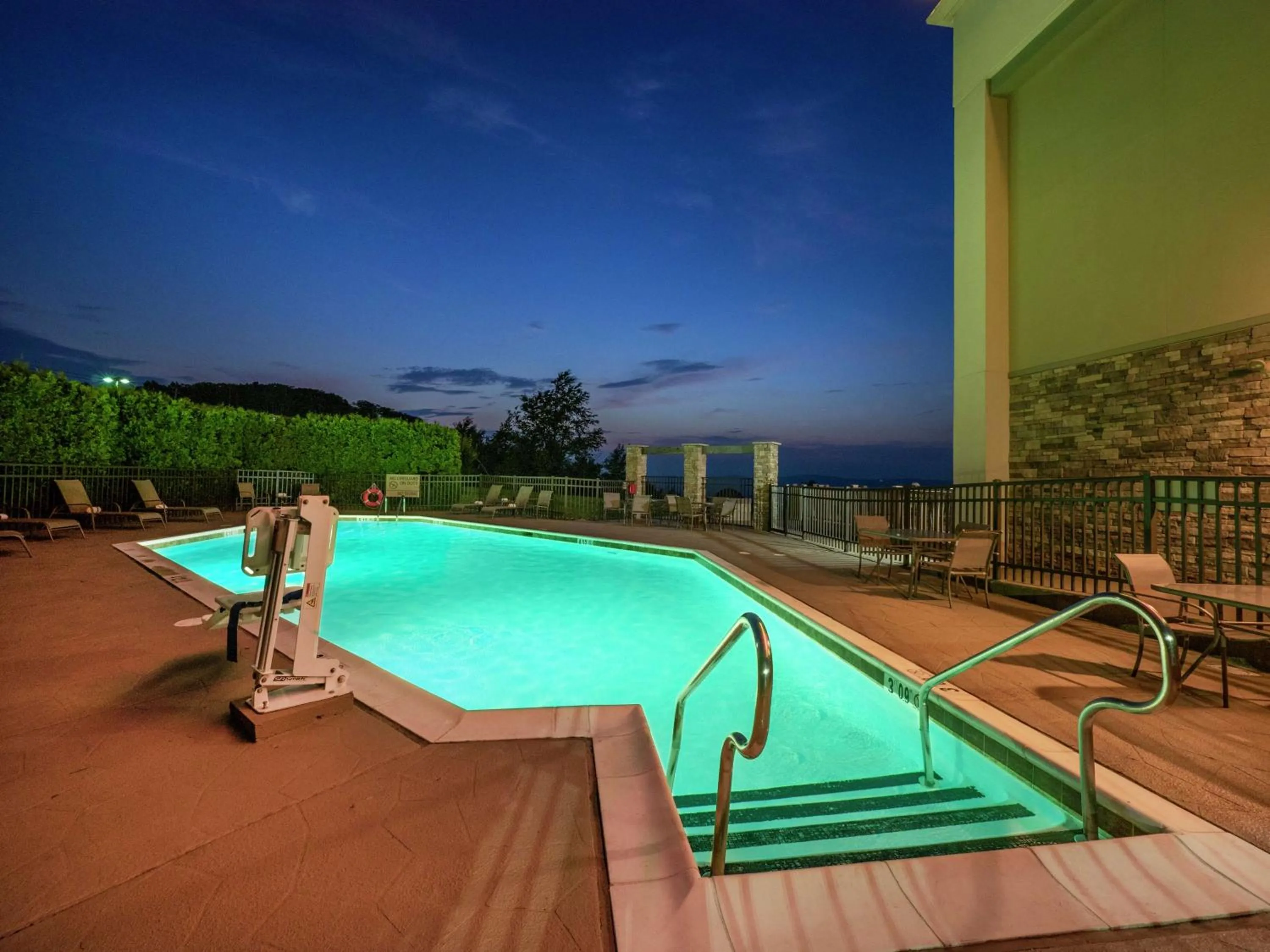 Pool view in Hampton Inn Hazleton