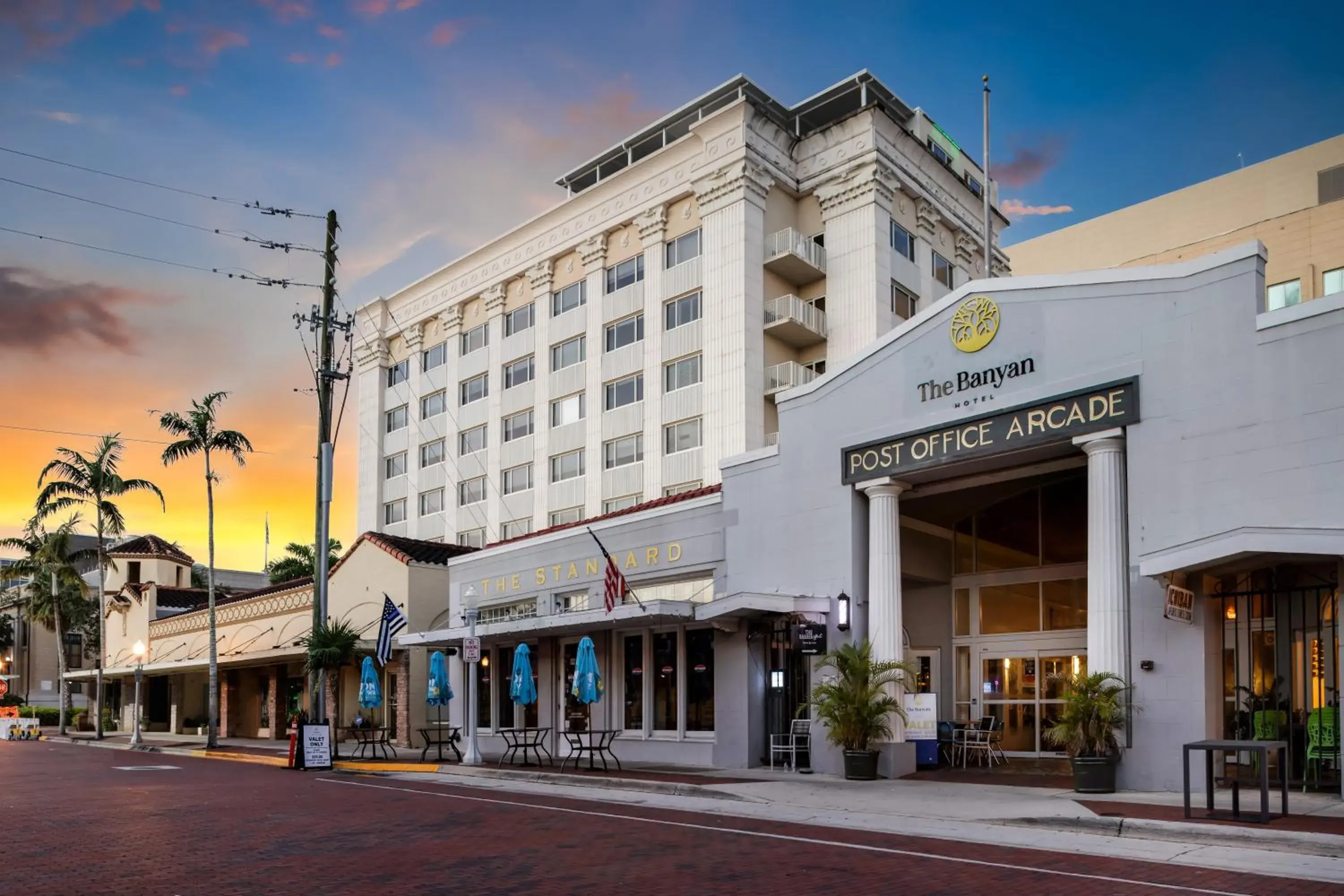 Property building in The Banyan Hotel Fort Myers, Tapestry Collection by Hilton Property building in The Banyan Hotel Fort Myers, Tapestry Collection by Hilton