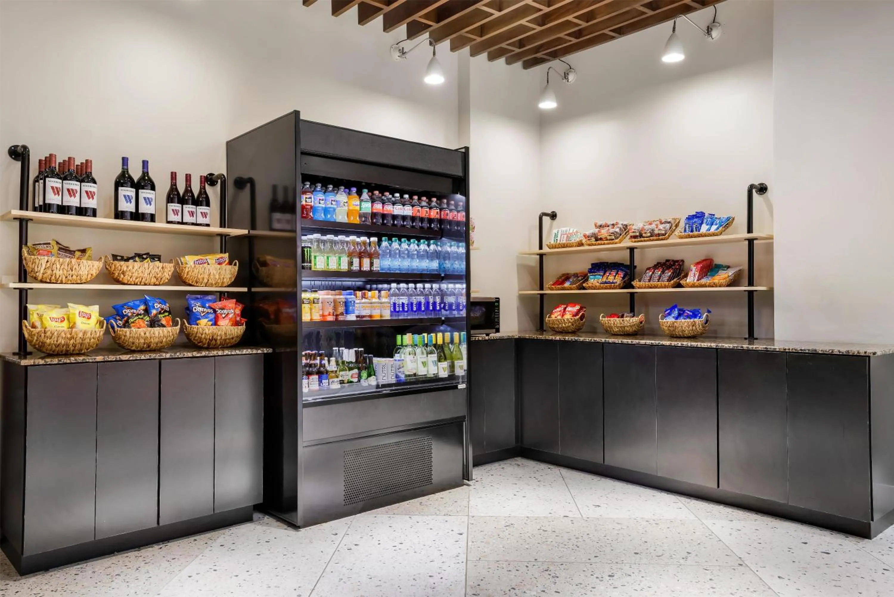 Restaurant/places to eat in The Banyan Hotel Fort Myers, Tapestry Collection by Hilton