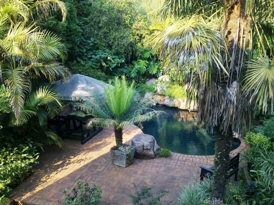 Garden in Bancroft B&B