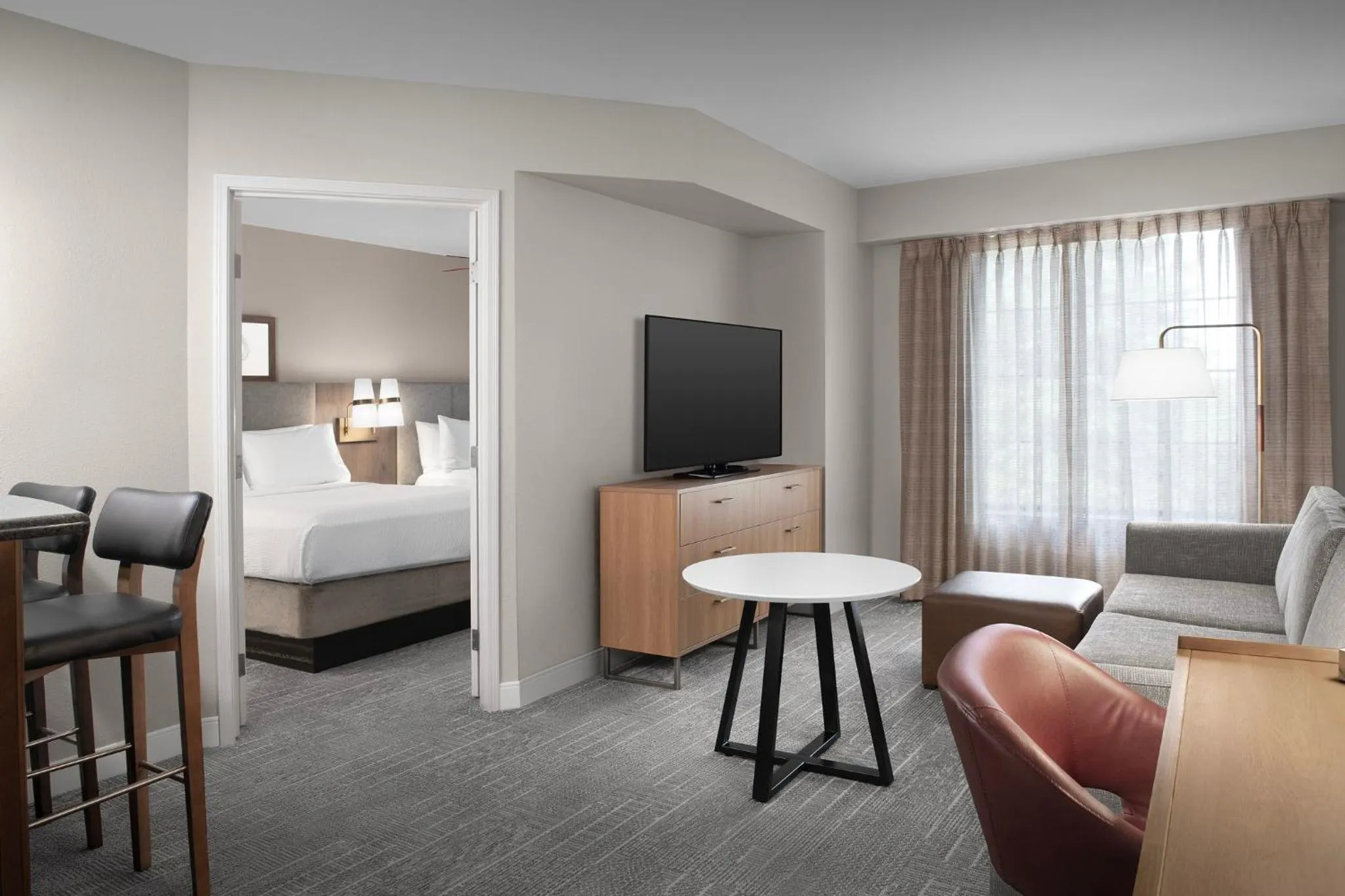 Photo of the whole room, Bed in Staybridge Suites Columbia by IHG
