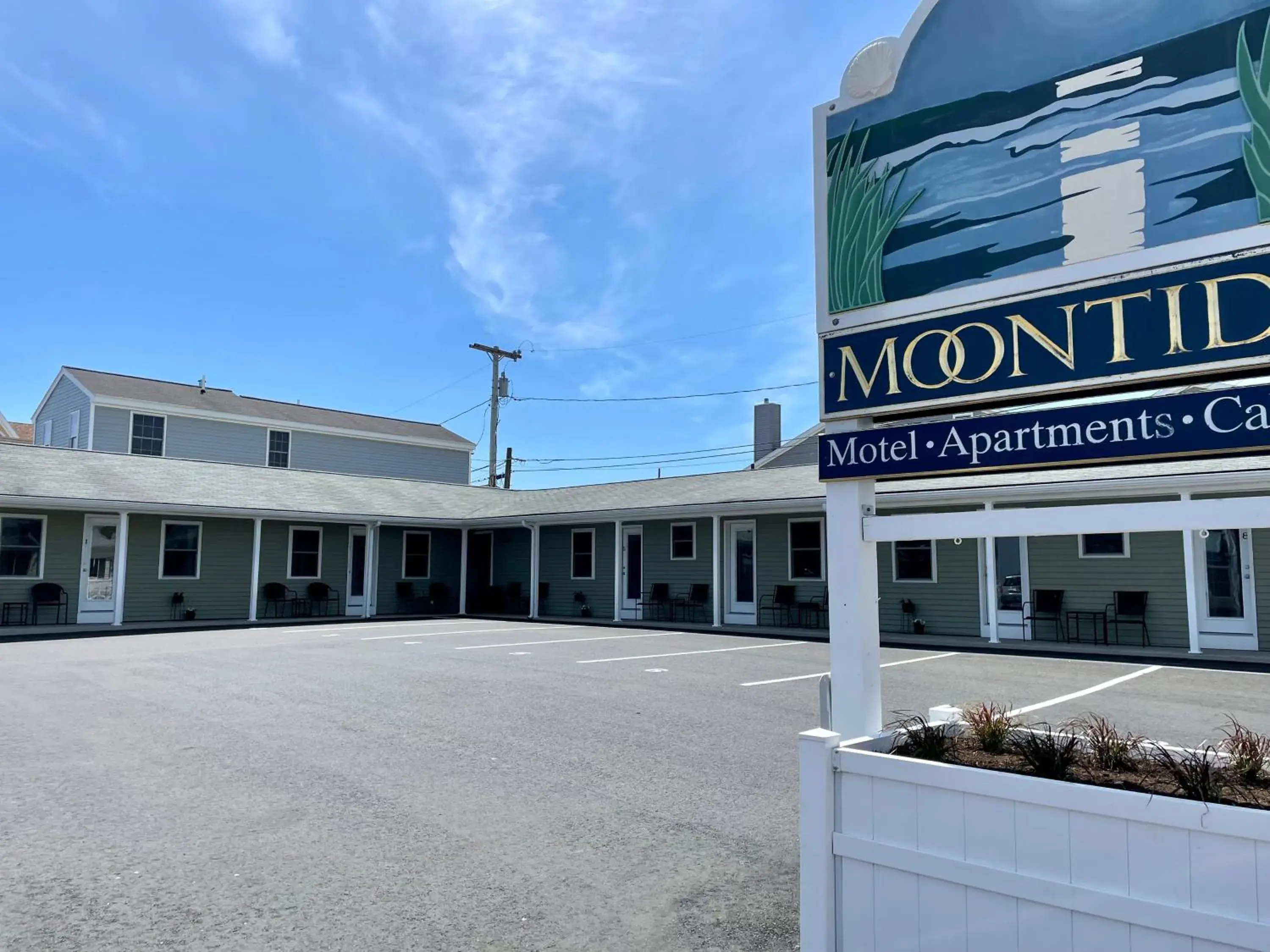 Moontide Motel, Apartments, and Cabins Moontide Motel, Apartments, and Cabins