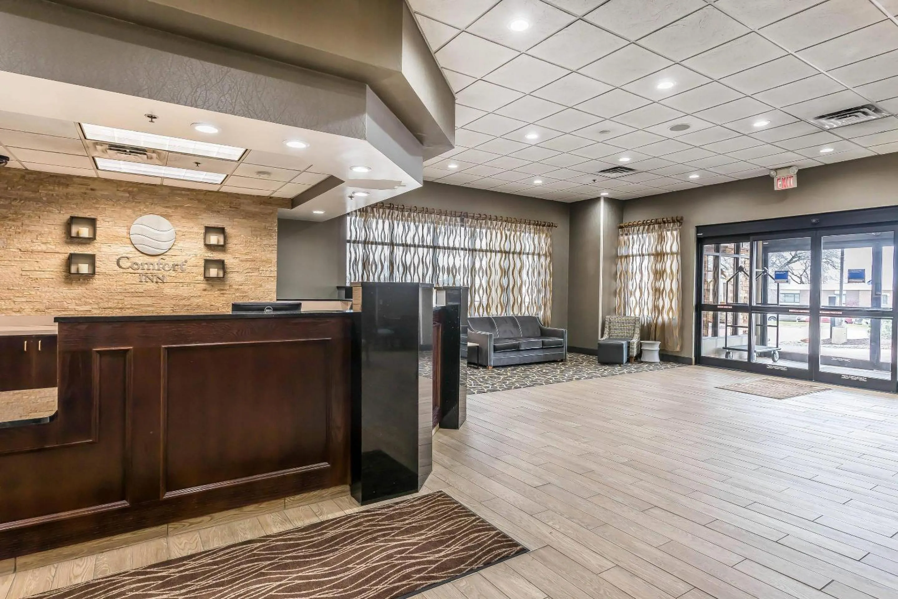 Lobby or reception in Comfort Inn SW Omaha I-80