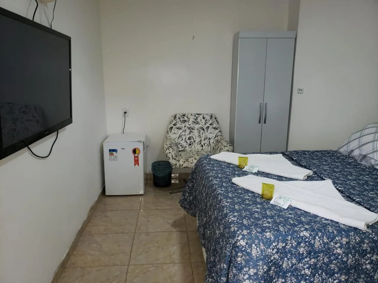 Photo of the whole room, Bed in Pousada Martins e Cia