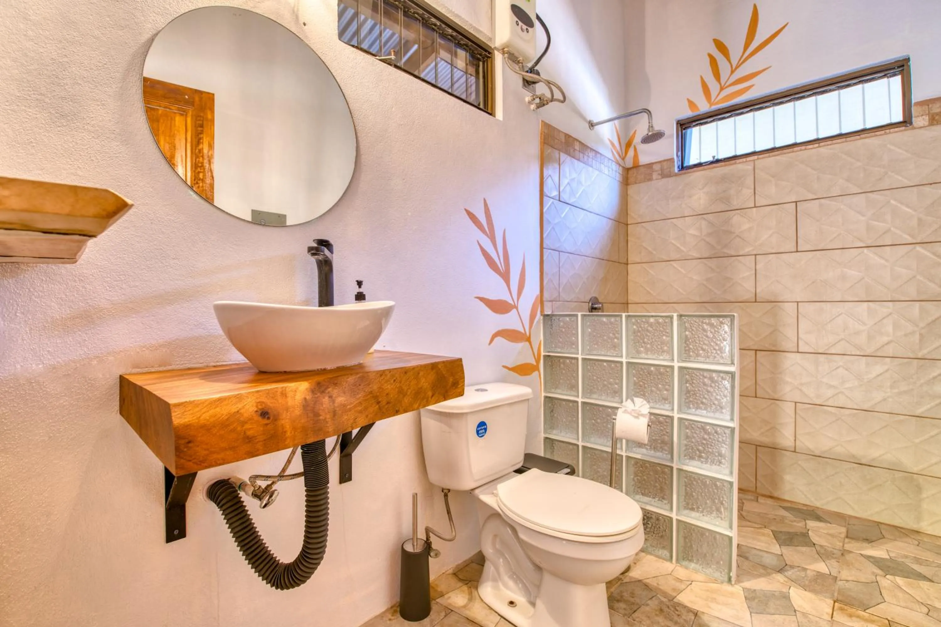 Shower in Hotel Villas Tangerine