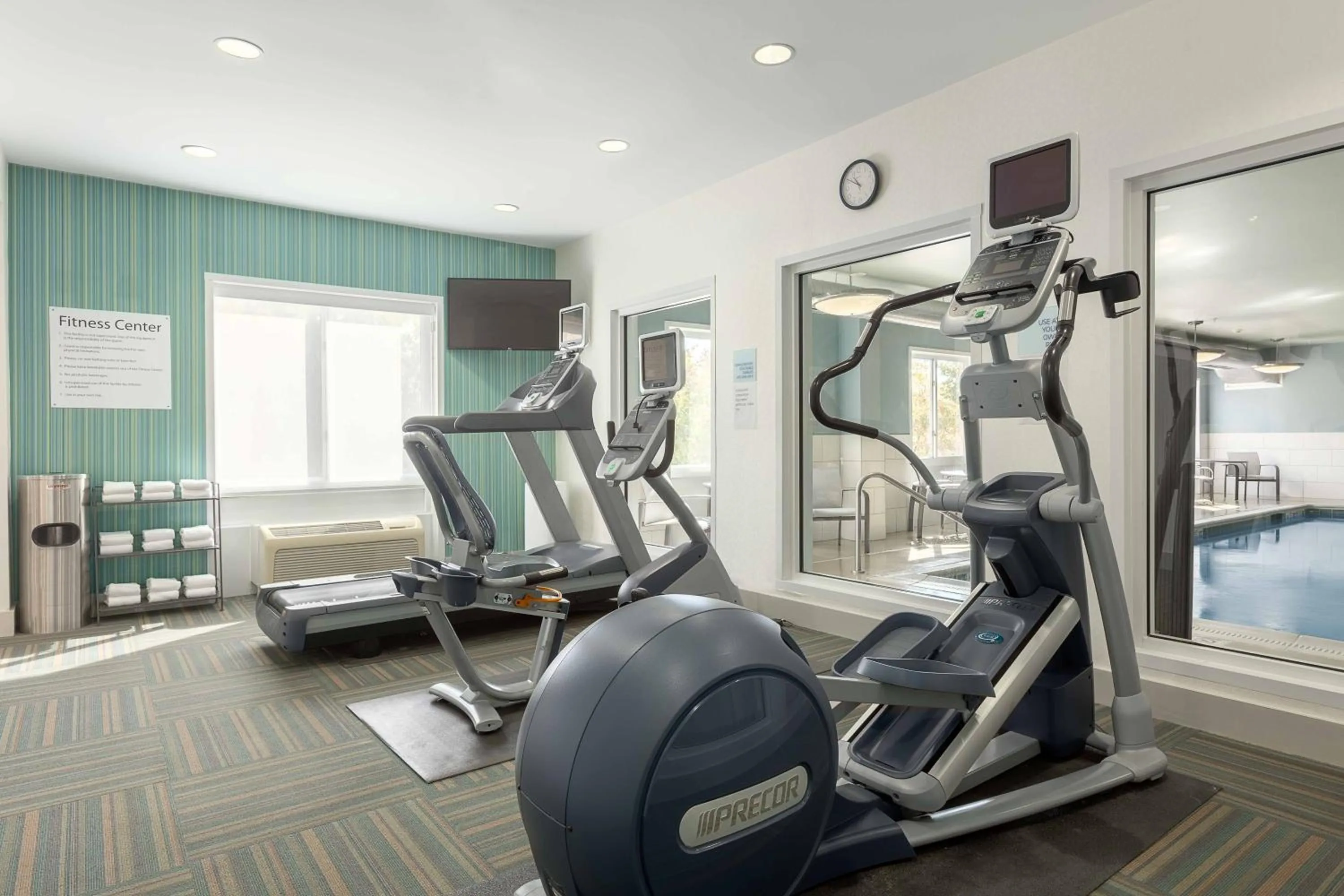Spa and wellness centre/facilities in Holiday Inn Express Hotel & Suites Binghamton University-Vestal by IHG