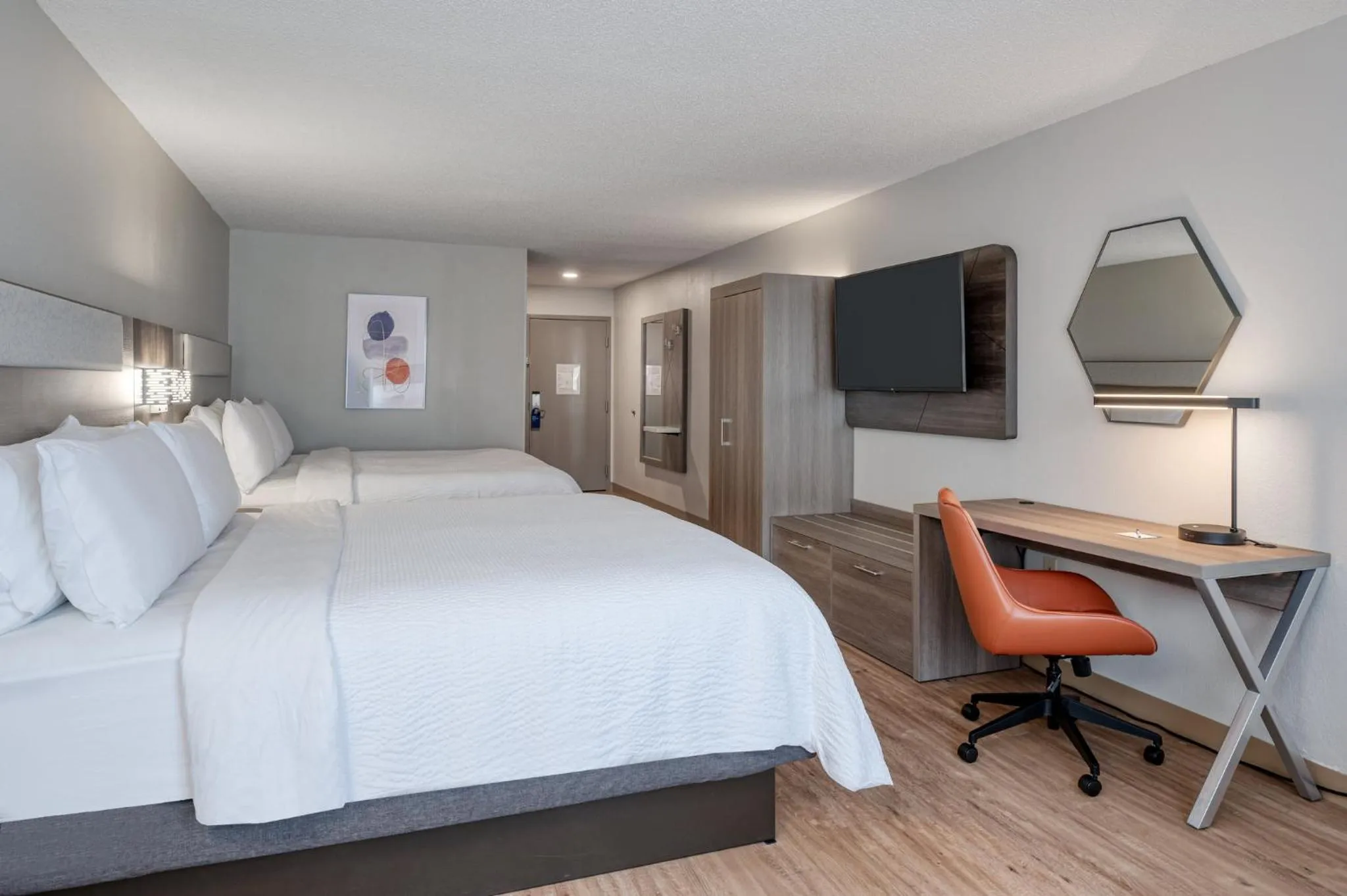 Photo of the whole room, Bed in Holiday Inn Express Hotel & Suites Columbia-I-20 at Clemson Road by IHG