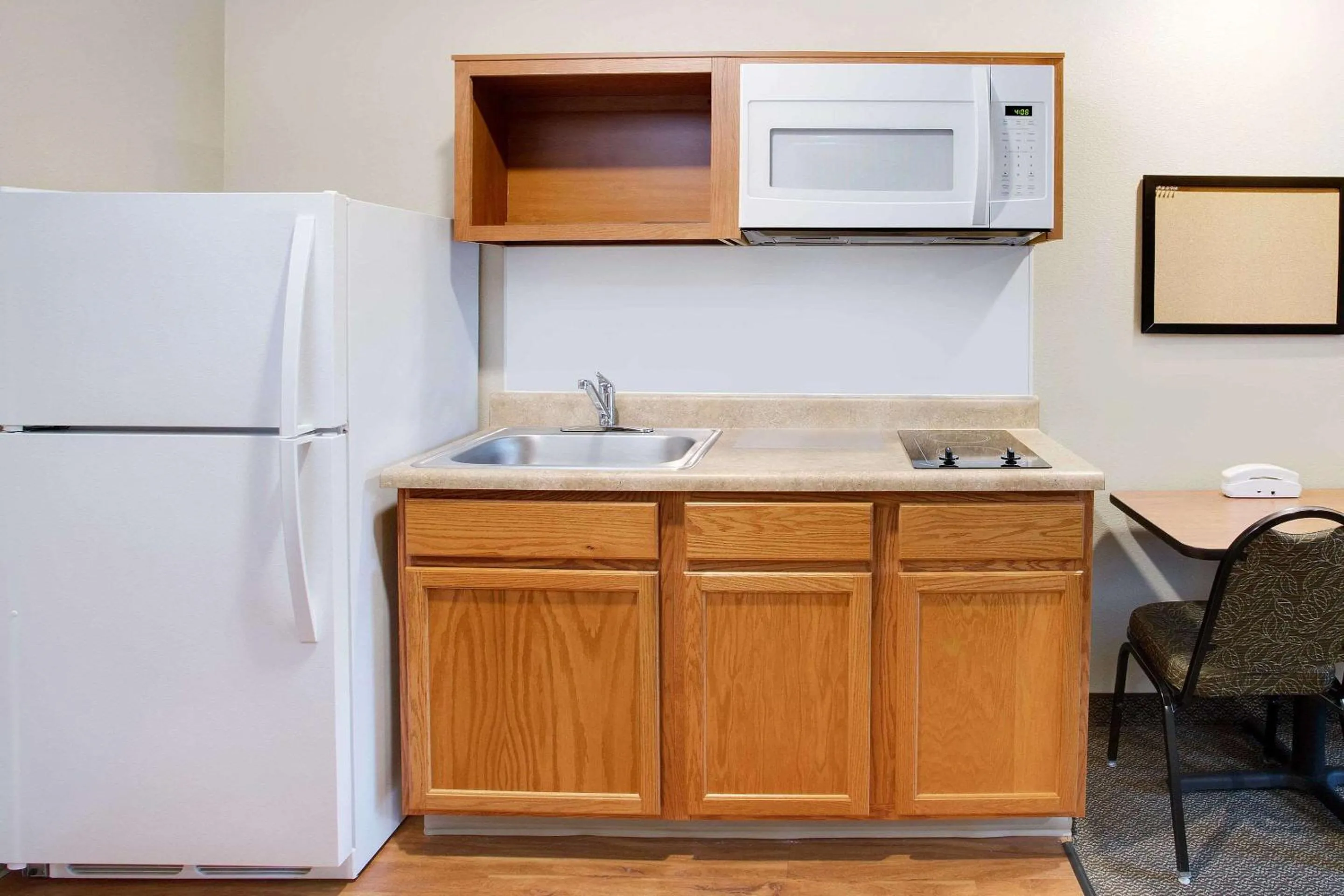 Photo of the whole room in WoodSpring Suites Fredericksburg