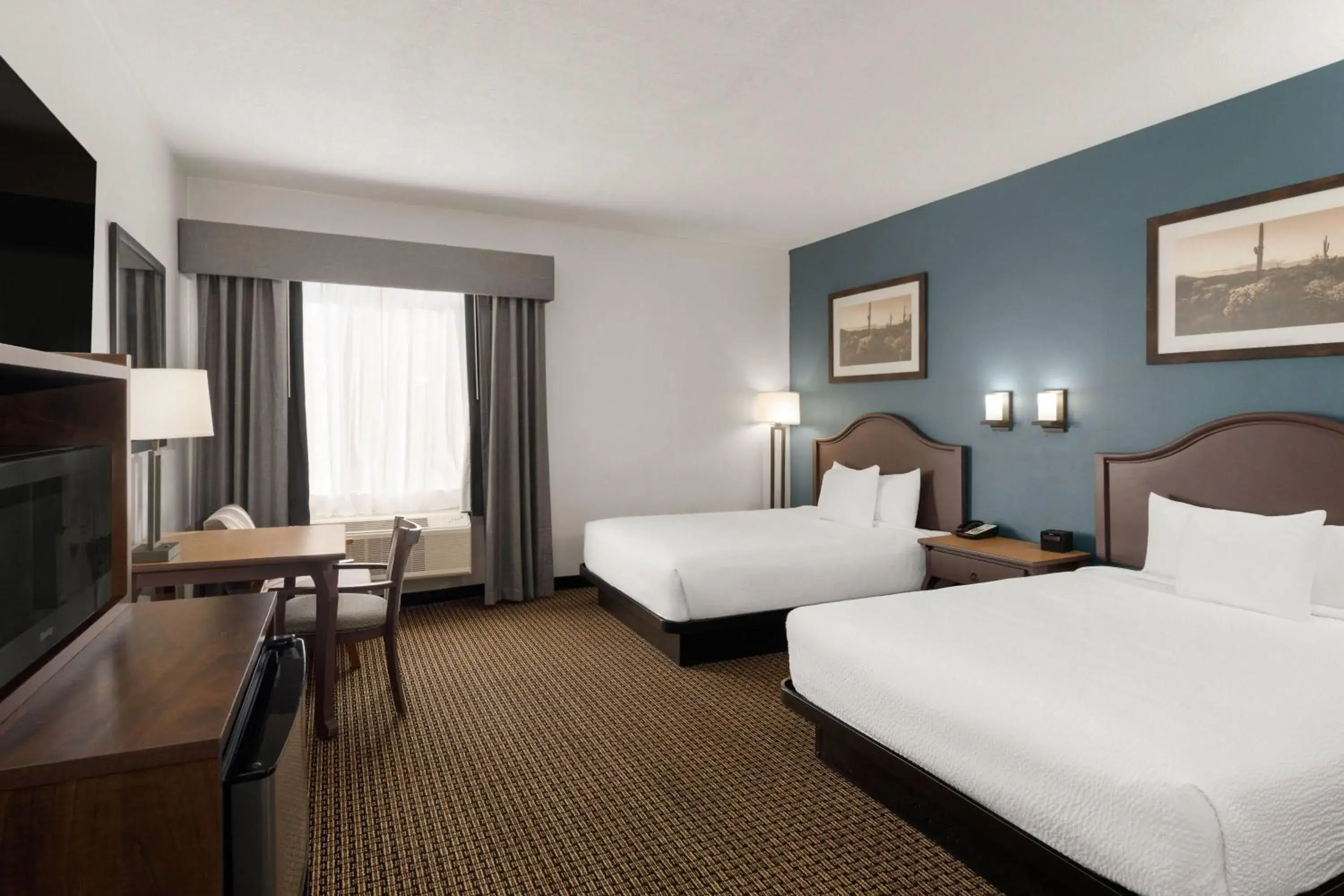 Photo of the whole room, Bed in Tombstone Grand Hotel, a Baymont by Wyndham Photo of the whole room, Bed in Tombstone Grand Hotel, a Baymont by Wyndham