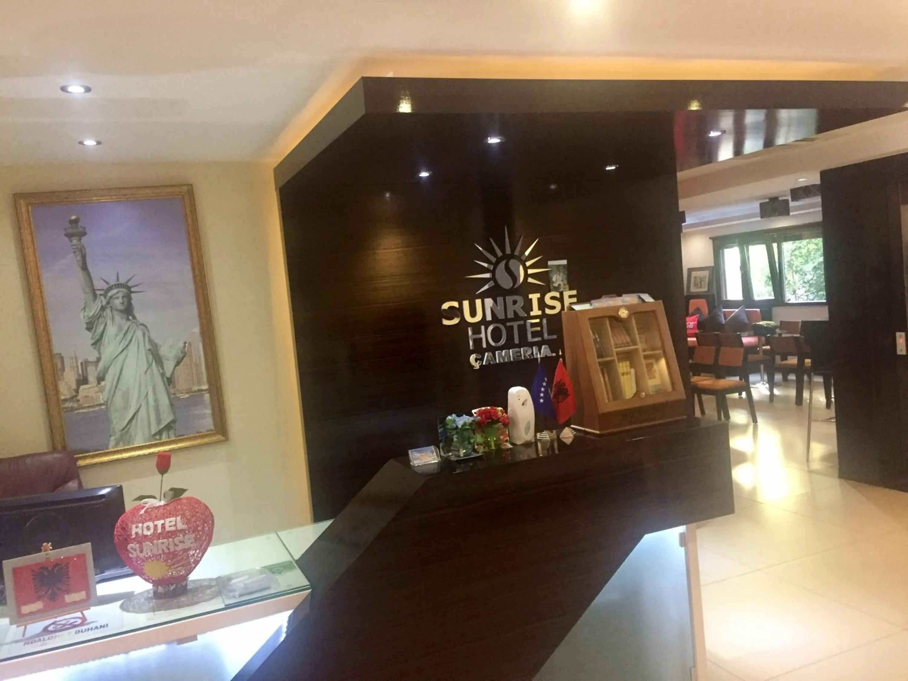 Lobby or reception in Sunrise Hotel Cameria