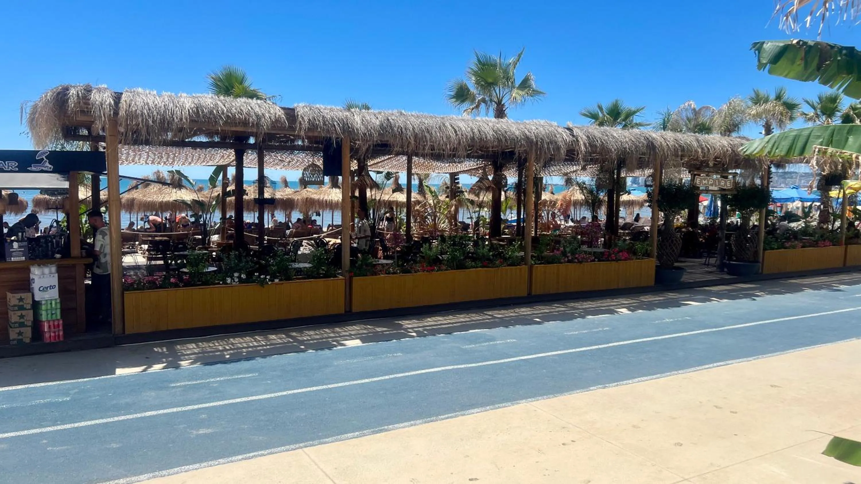 Beach in Sunrise Hotel Cameria