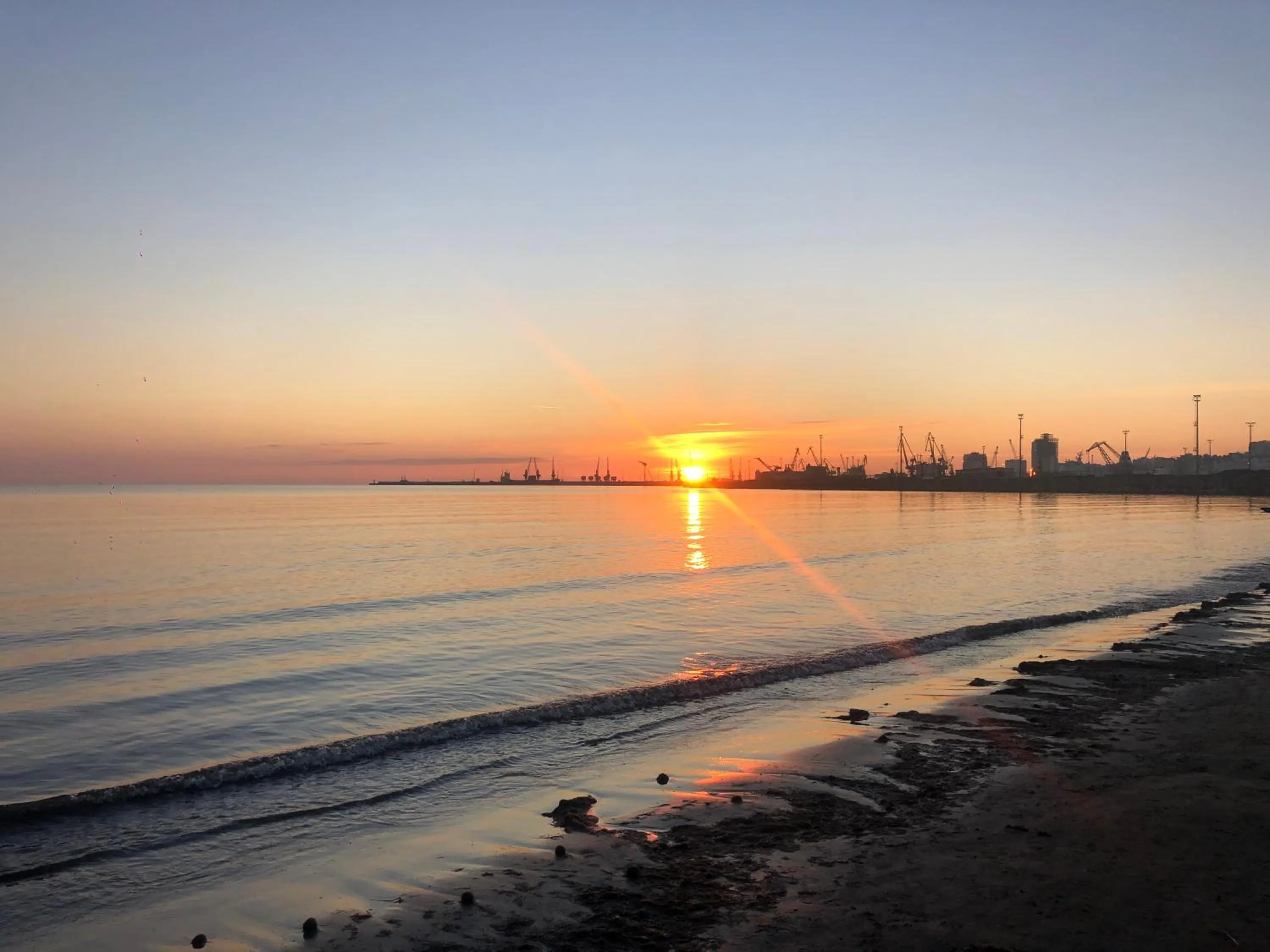 Sunset in Sunrise Hotel Cameria