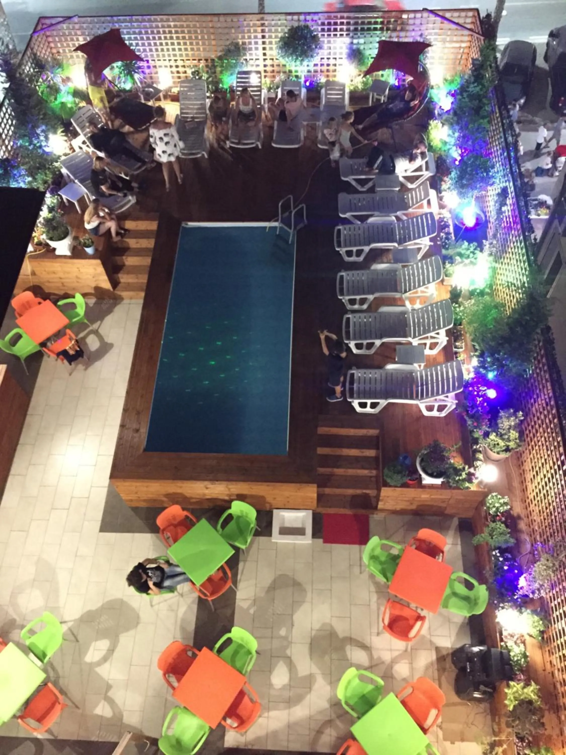 Swimming pool in Sunrise Hotel Cameria