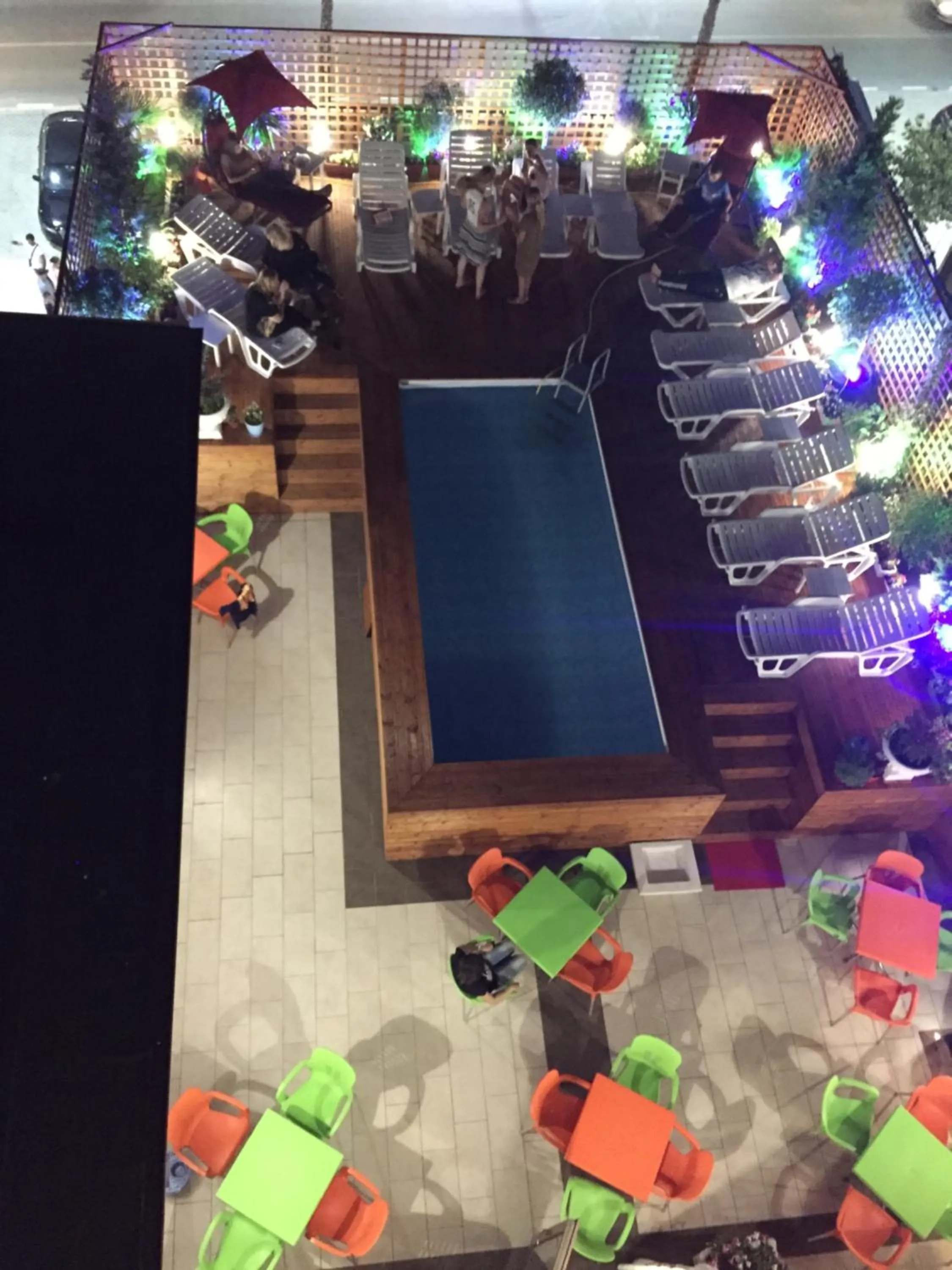 Swimming pool in Sunrise Hotel Cameria