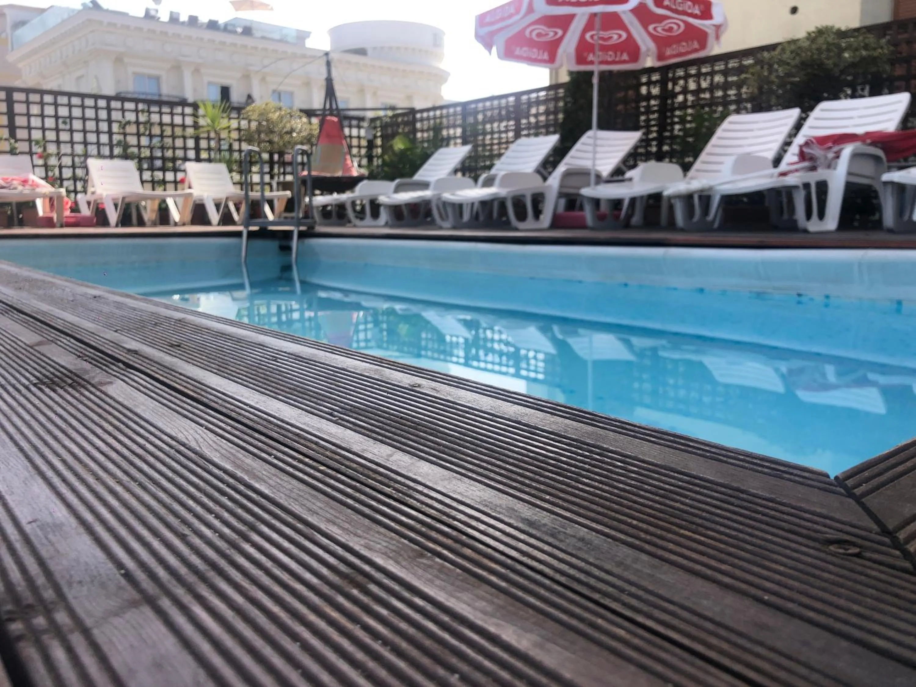 Swimming pool in Sunrise Hotel Cameria