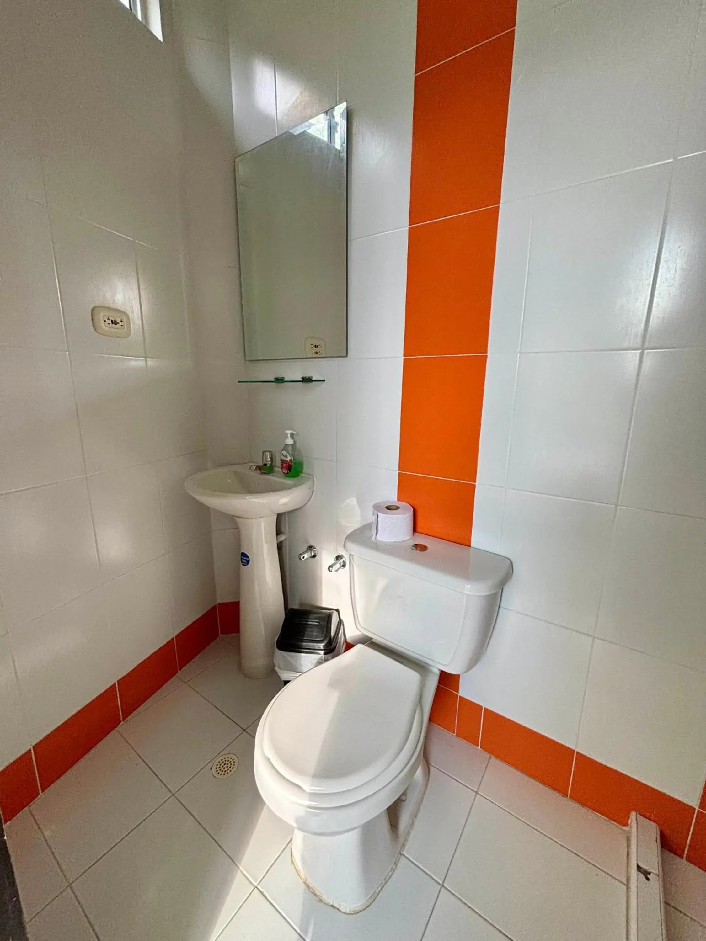 Family Room with Bathroom - single occupancy in Hotel Oasis de la Tatacoa Family Room with Bathroom - single occupancy in Hotel Oasis de la Tatacoa