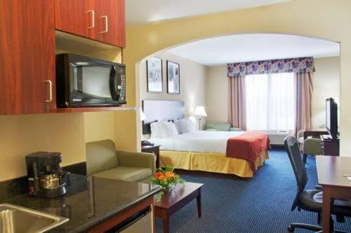 Holiday Inn Express Hotel and Suites Orange