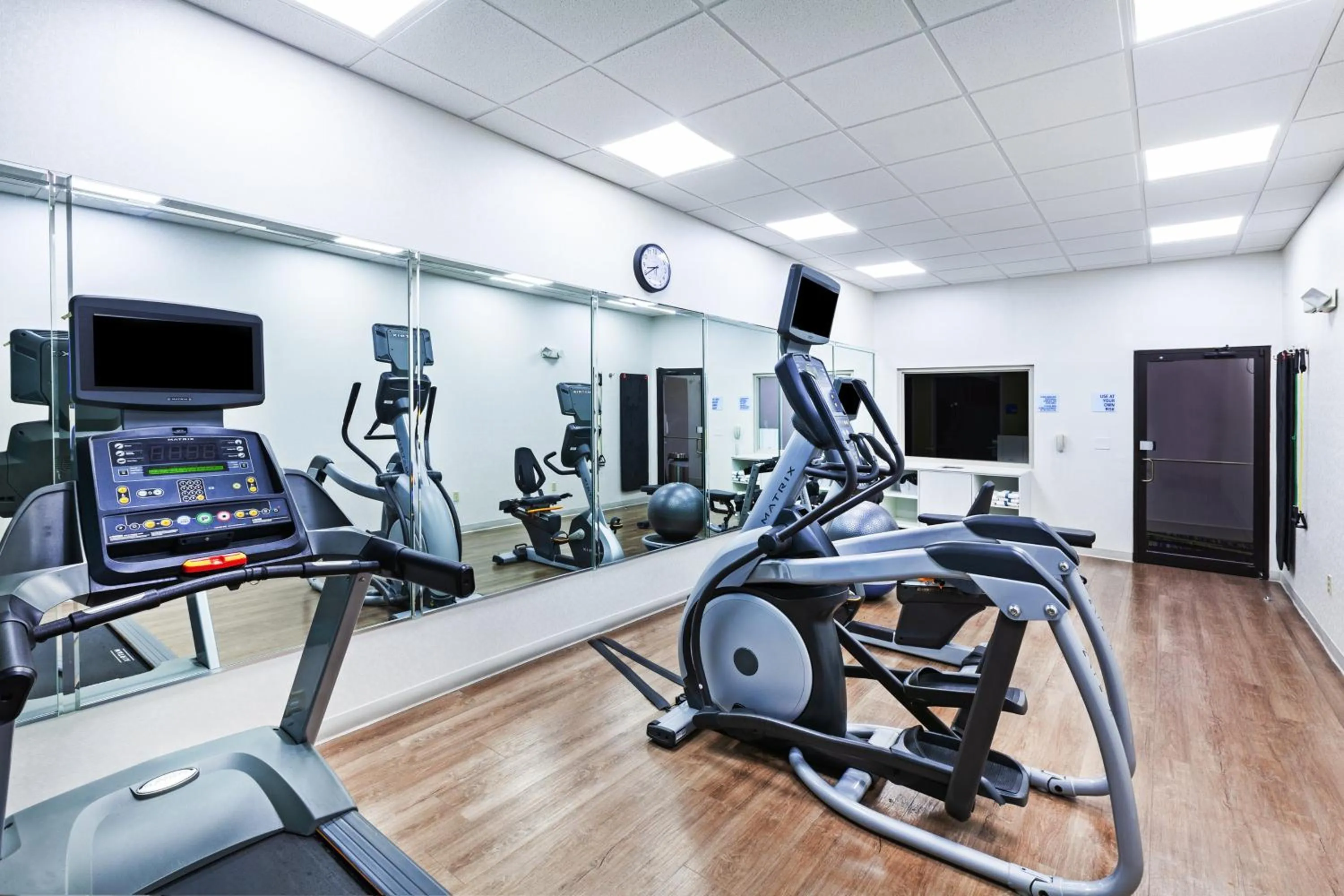 Fitness centre/facilities, Fitness Center/Facilities in Holiday Inn Express Hotel and Suites Orange