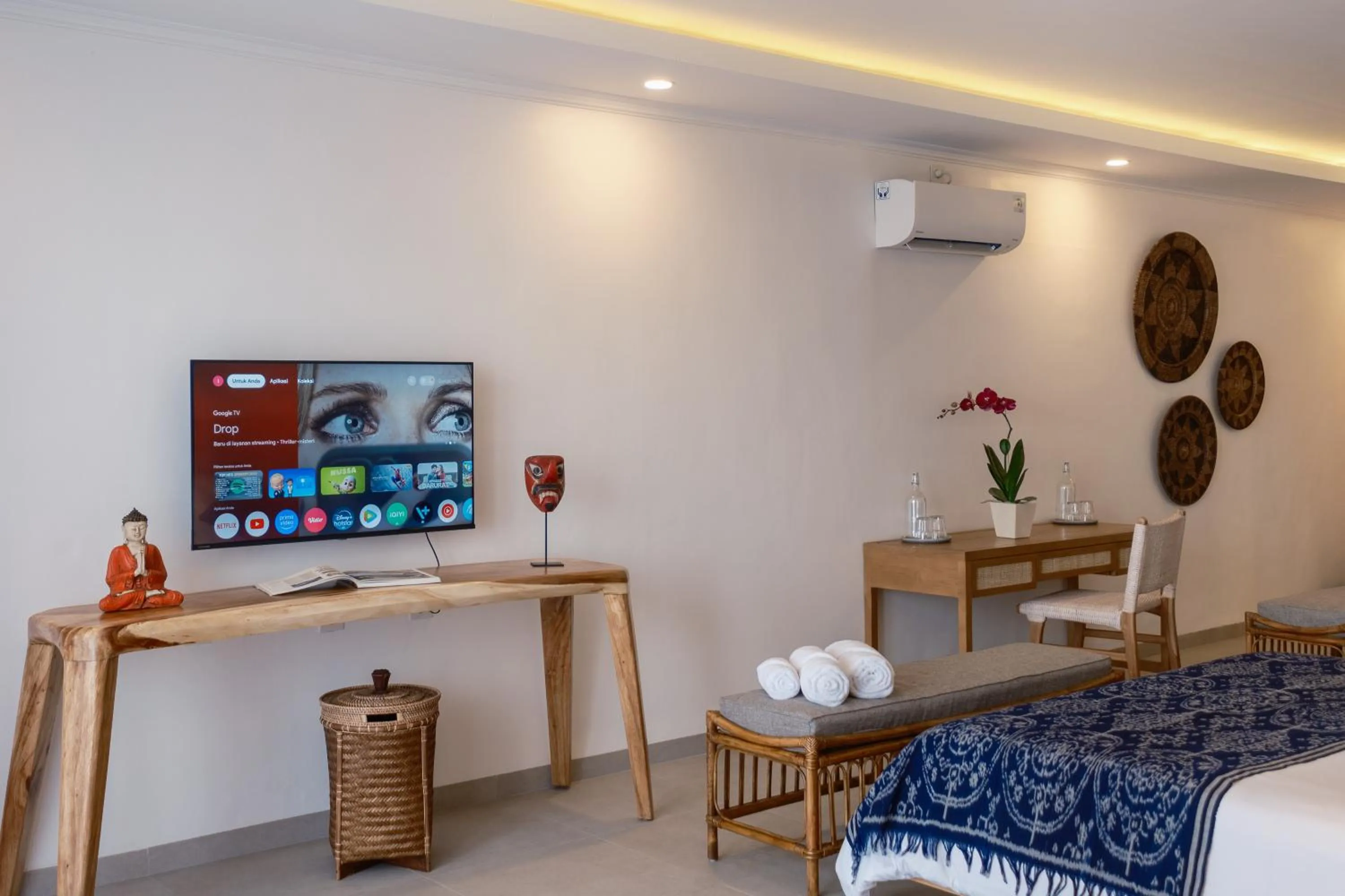 Bedroom in Ibus Beach Hotel