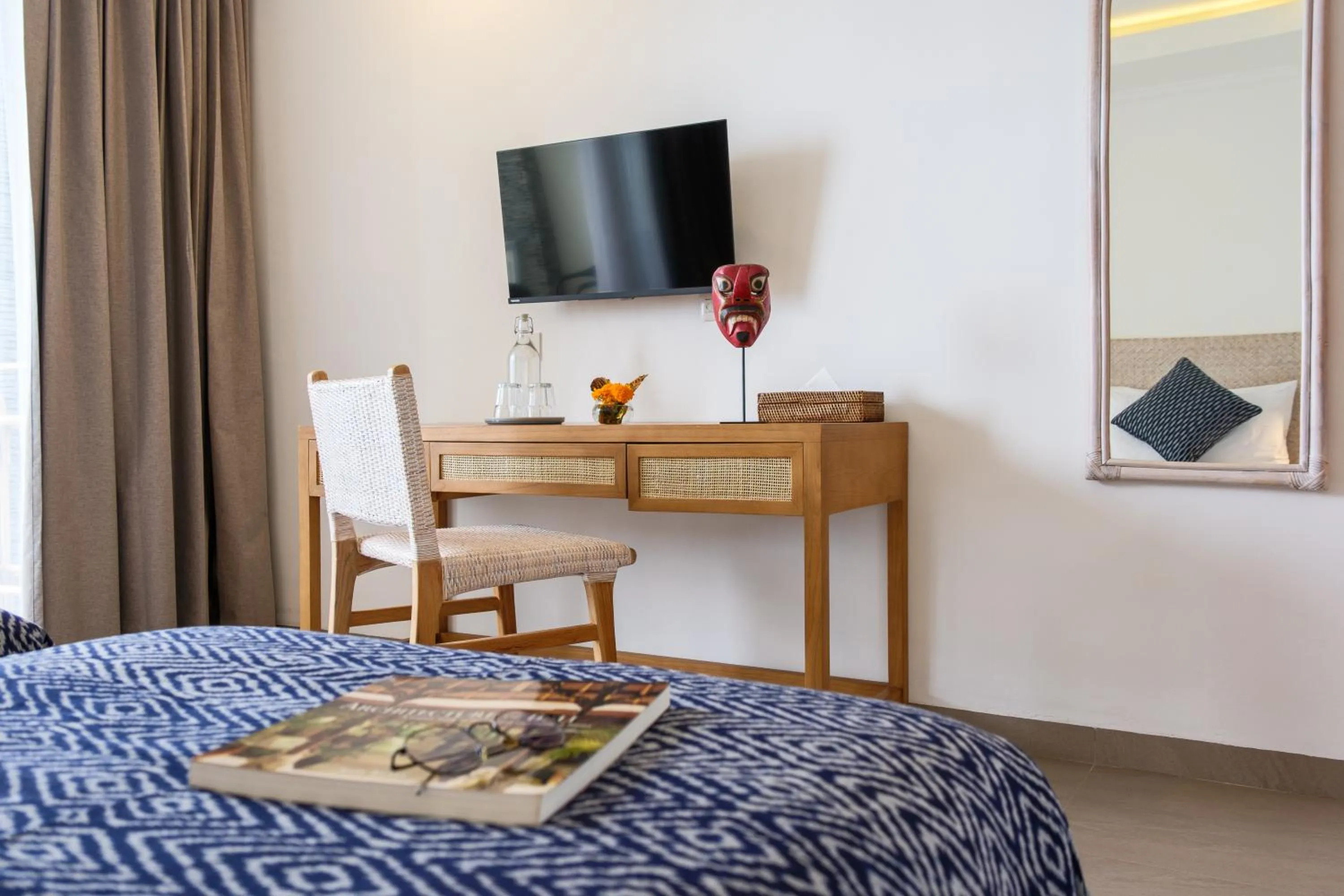 TV and multimedia, Bed in Ibus Beach Hotel