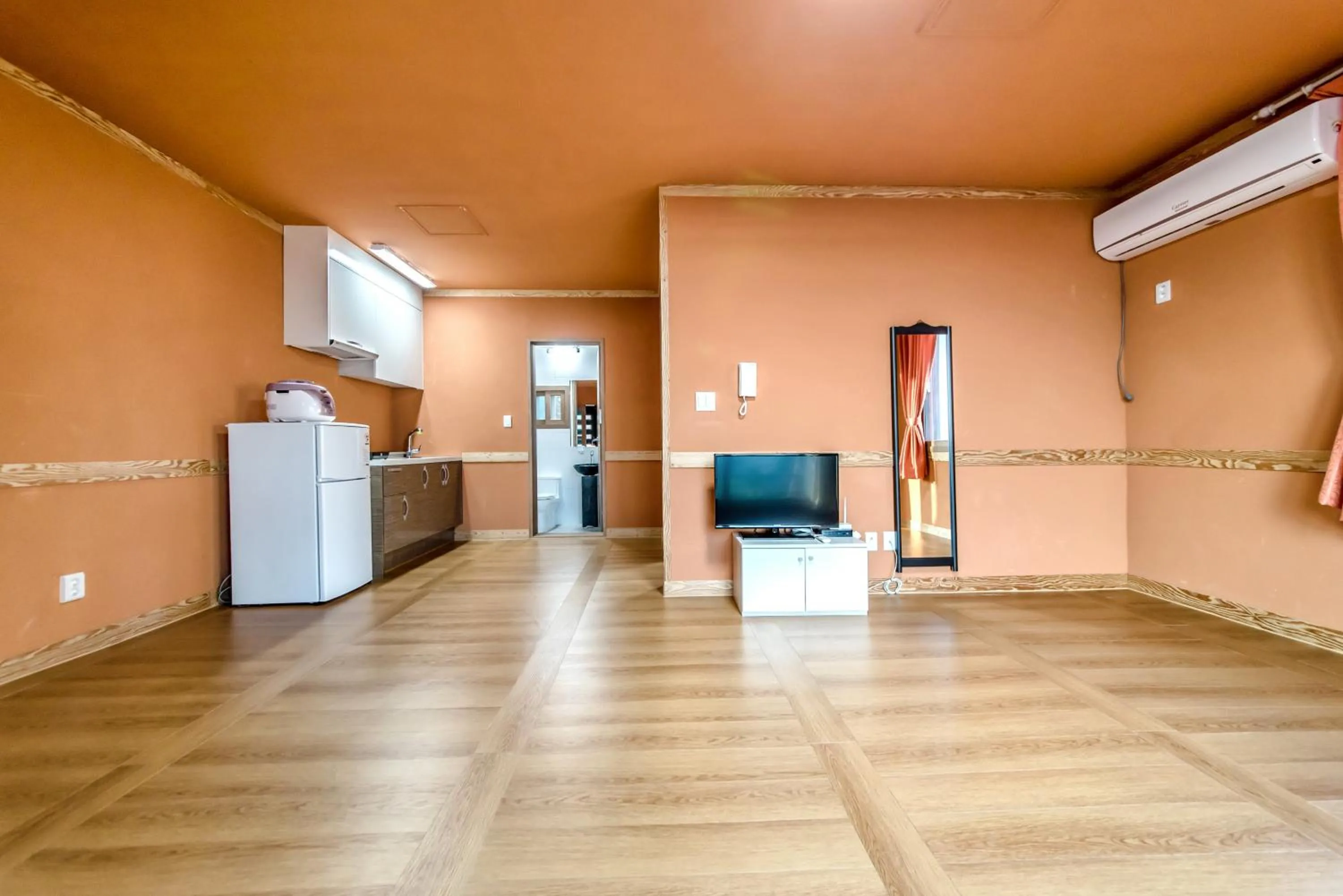 Kitchen or kitchenette in Lohas Pension